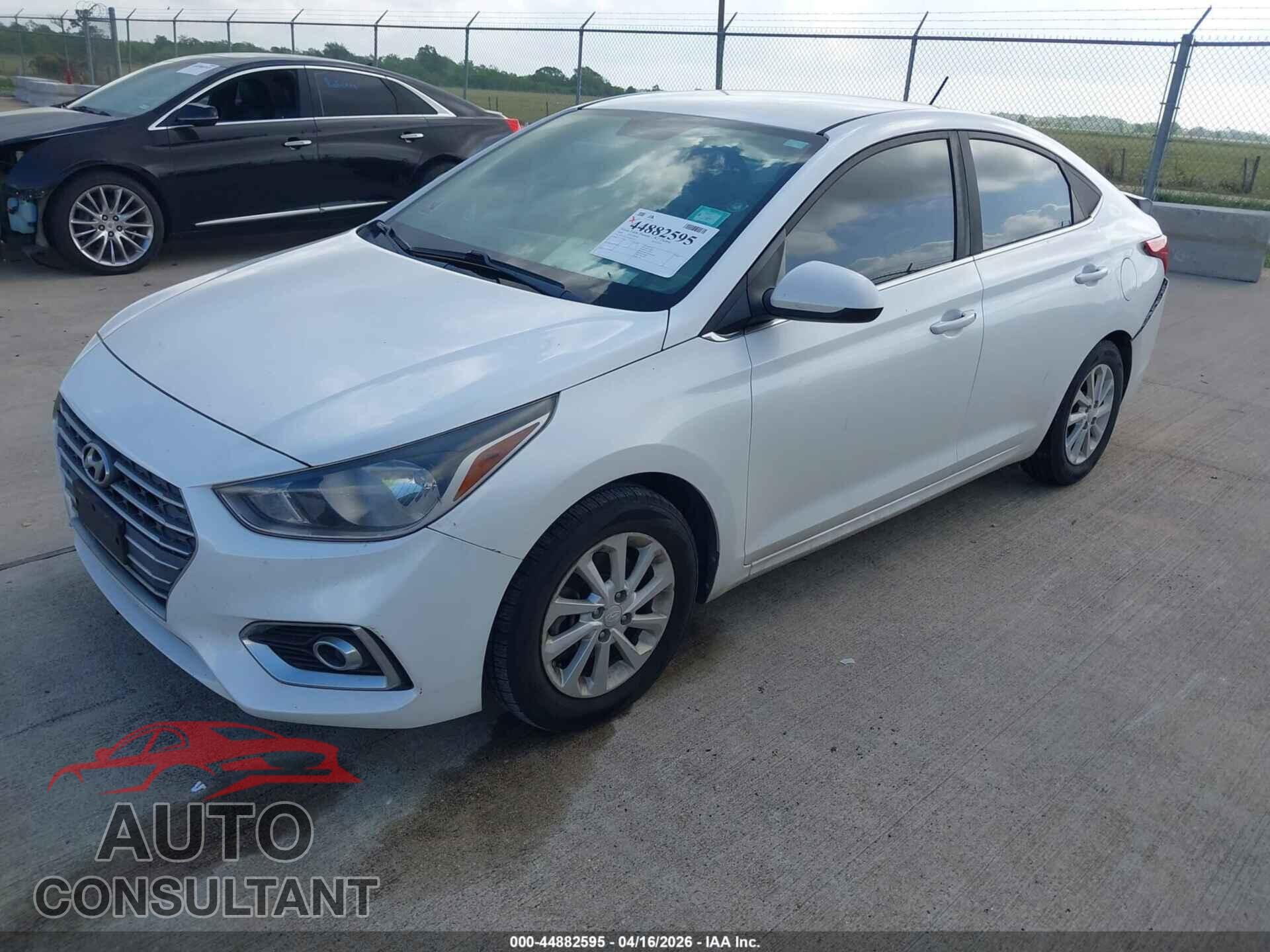 HYUNDAI ACCENT 2019 - 3KPC24A39KE069318