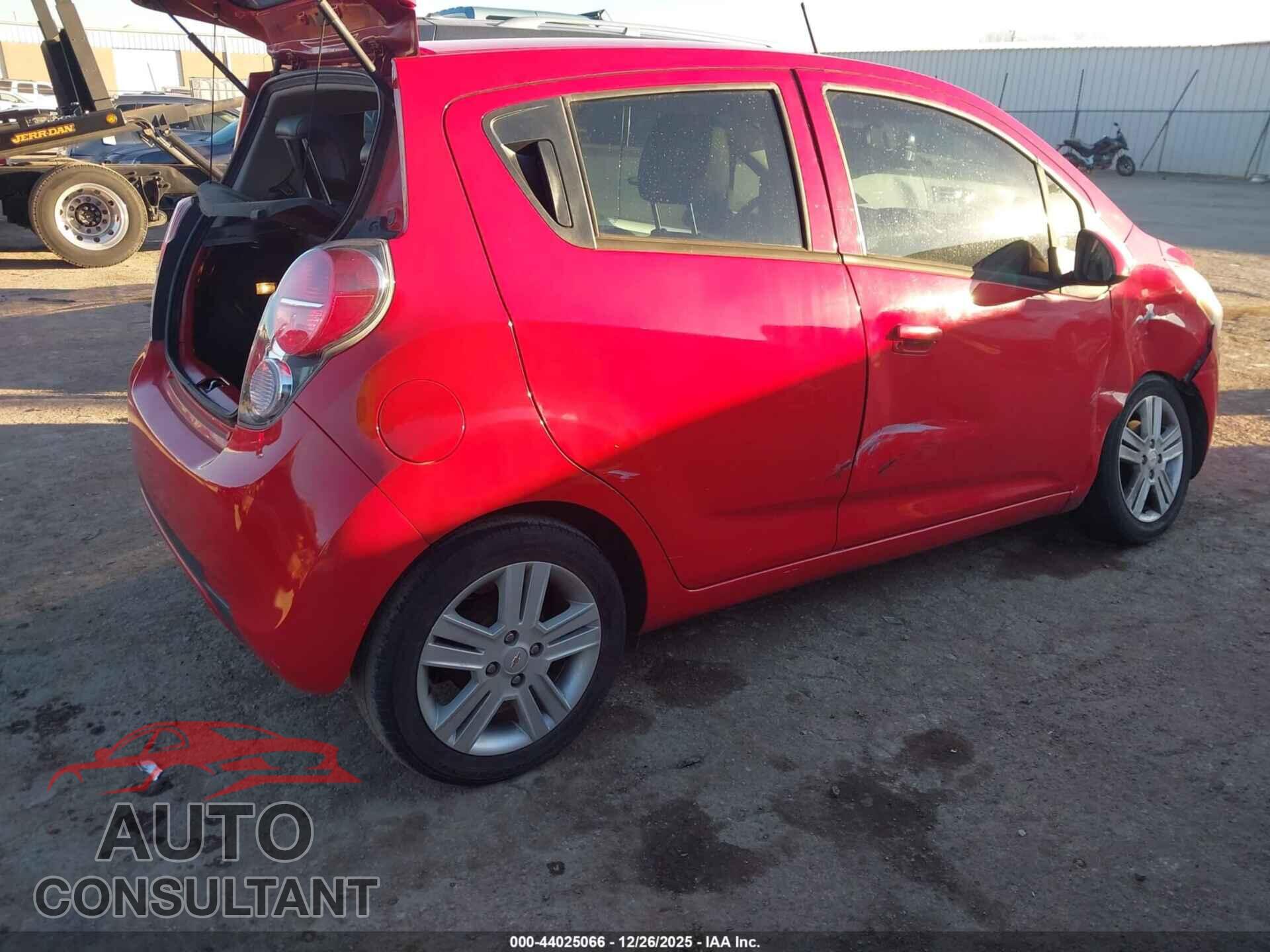 CHEVROLET SPARK 2015 - KL8CD6S98FC761634