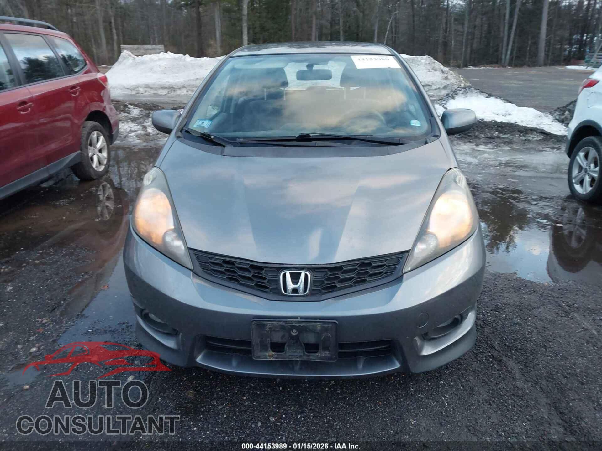 HONDA FIT 2013 - JHMGE8G58DC065813