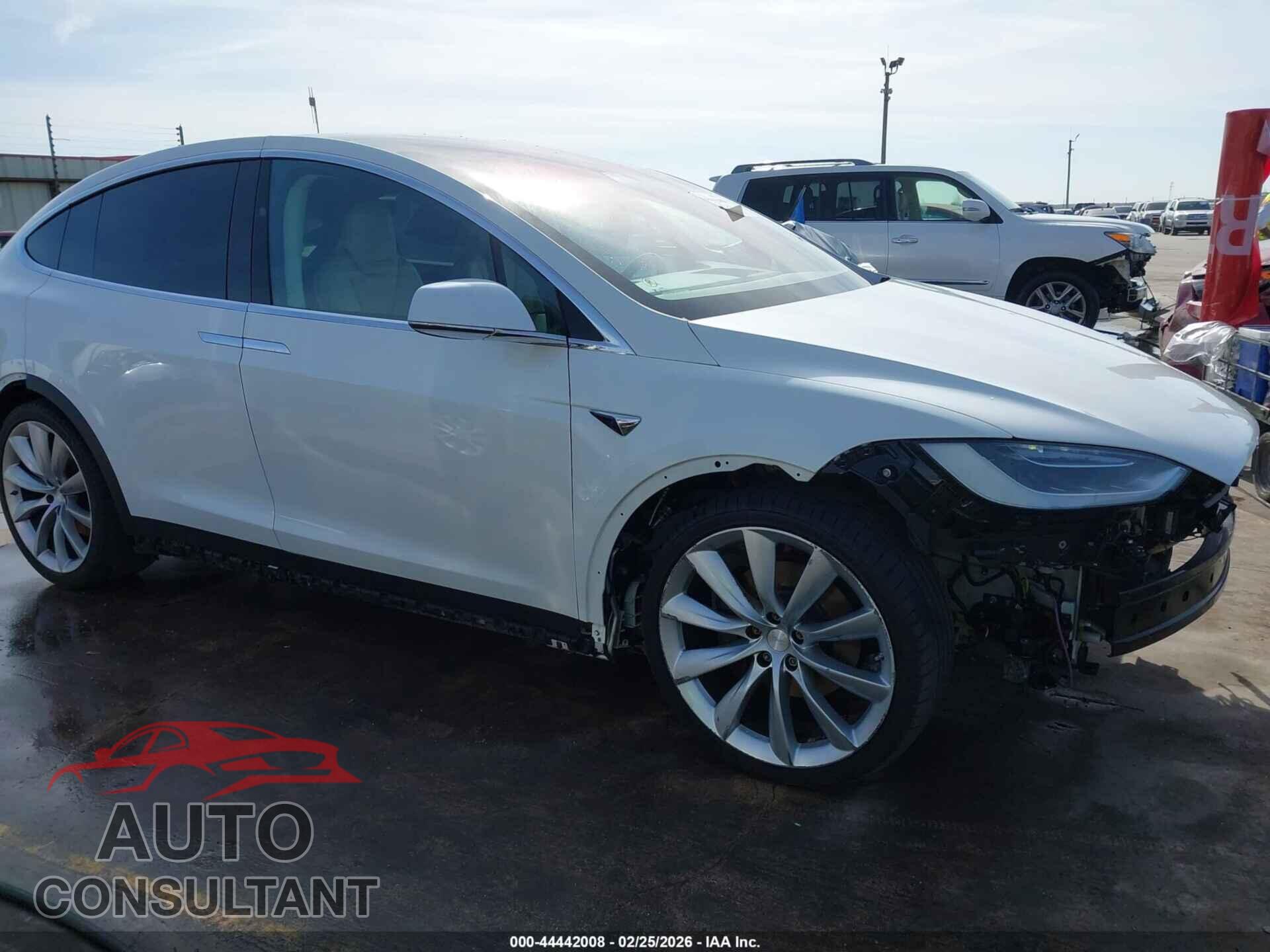 TESLA MODEL X 2017 - 5YJXCBE22HF043618