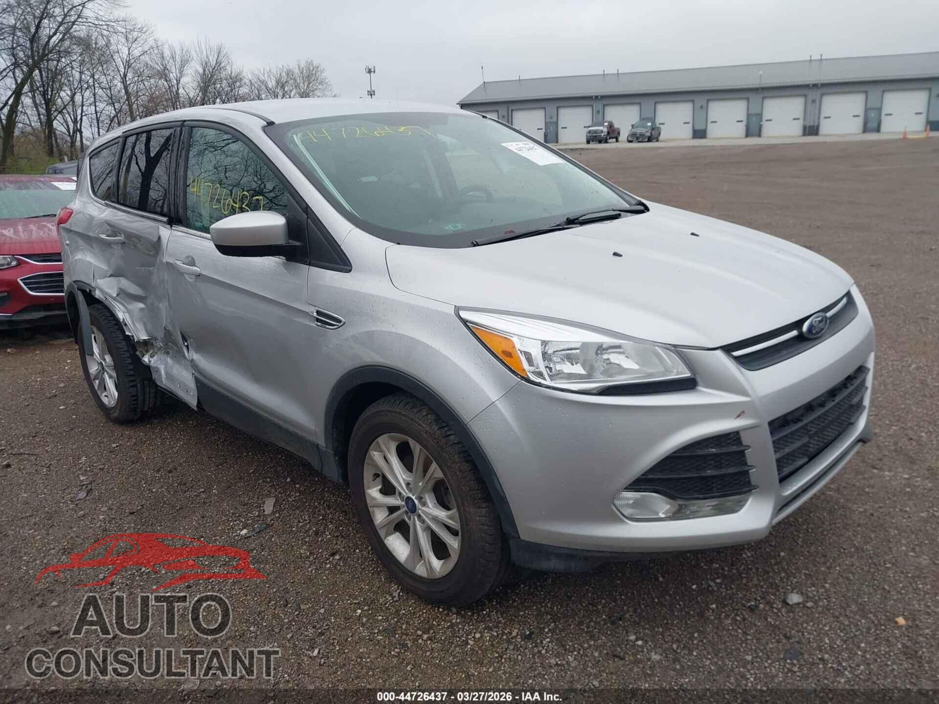 FORD ESCAPE 2015 - 1FMCU0GX8FUB59334
