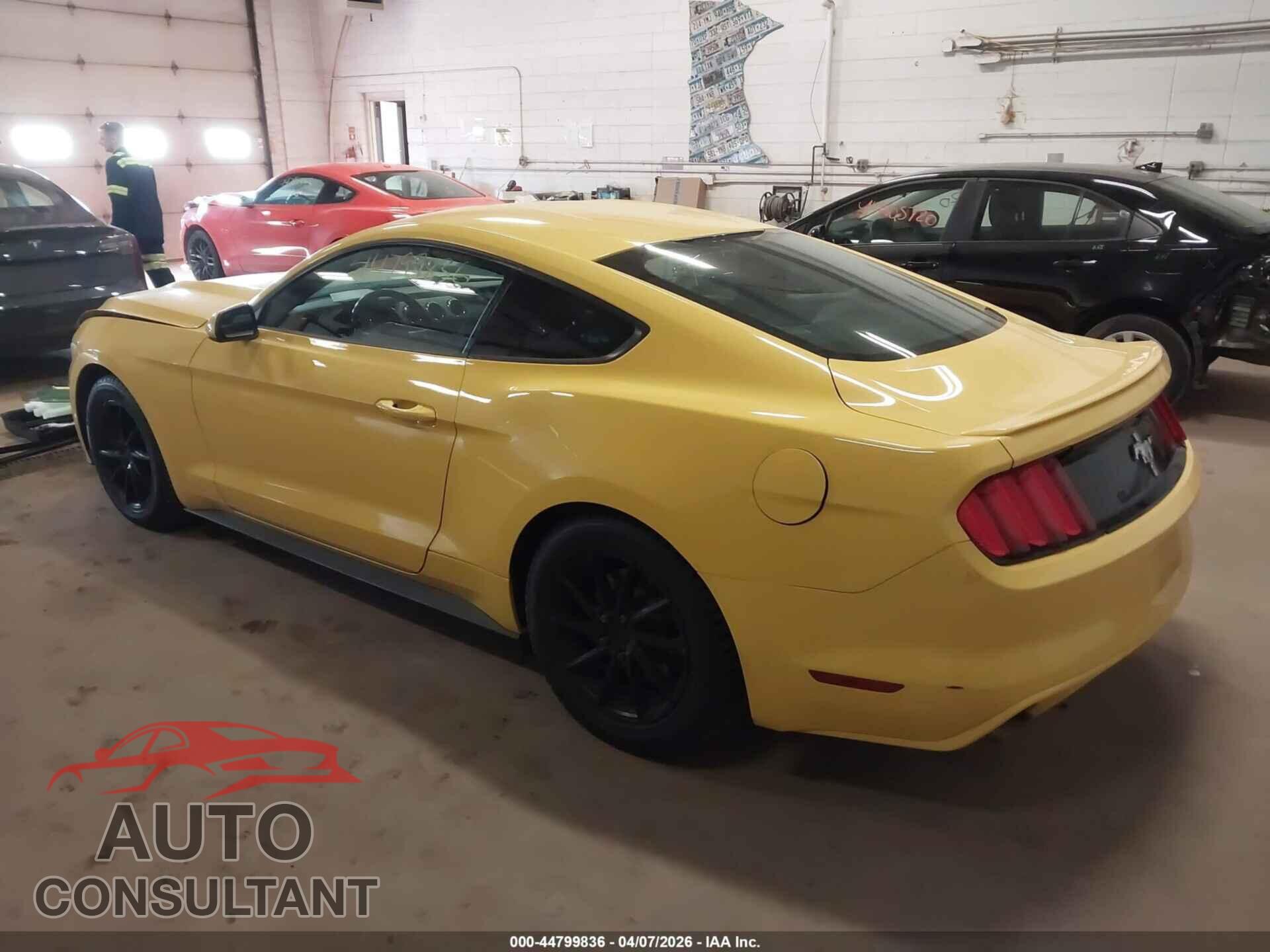 FORD MUSTANG 2015 - 1FA6P8AM7F5338647