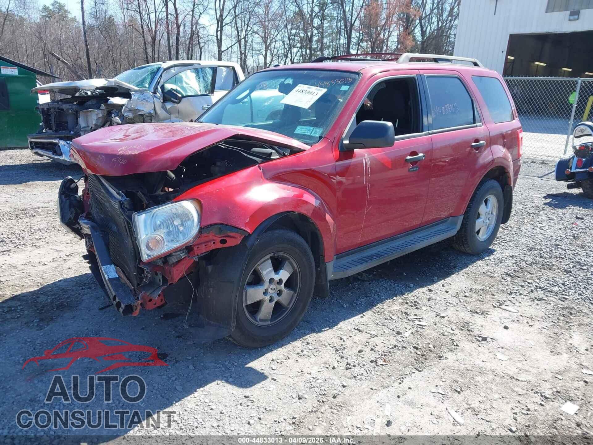 FORD ESCAPE 2011 - 1FMCU9DG6BKB68967