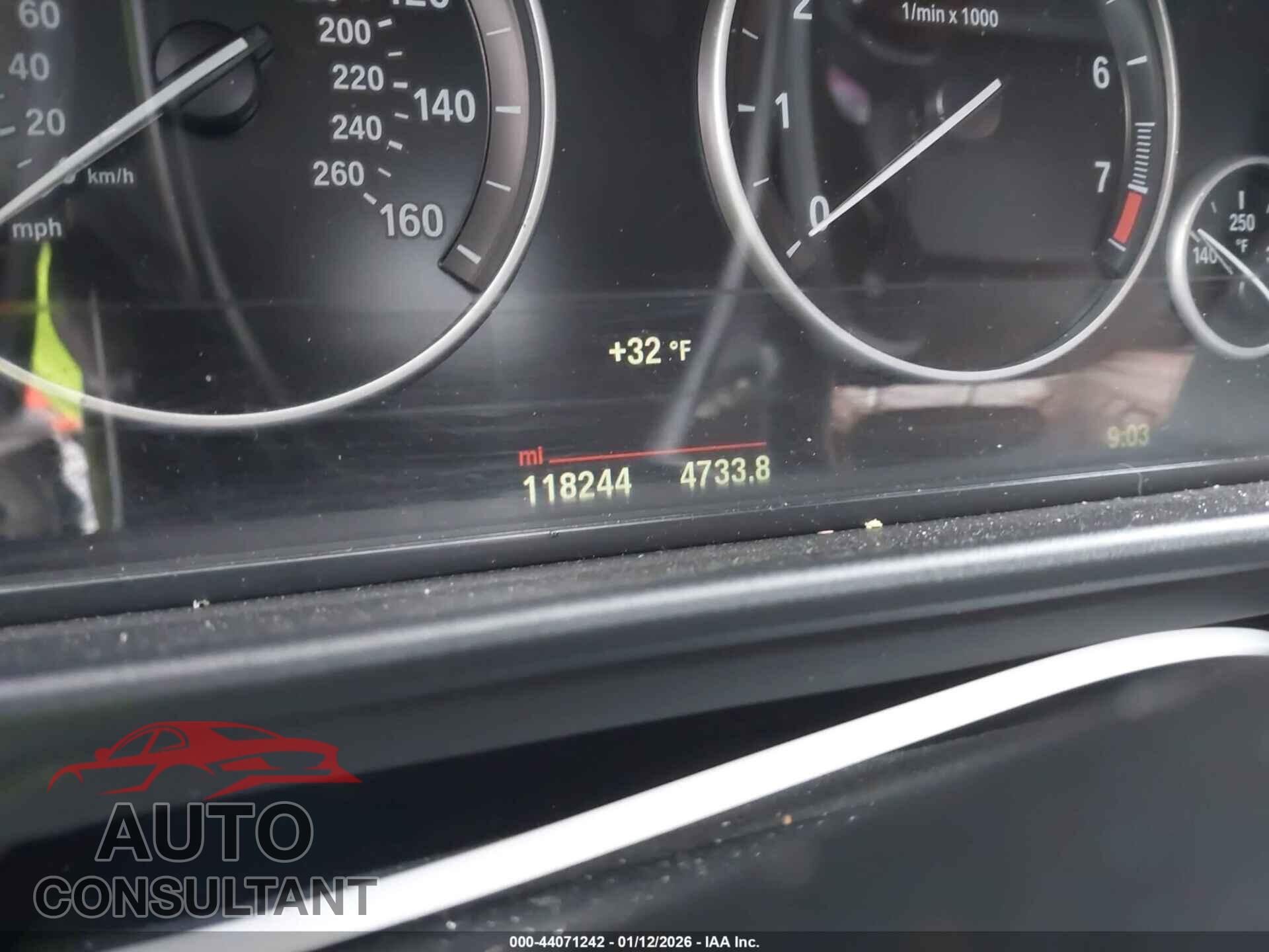 BMW 528I 2016 - WBA5A7C53GG151173