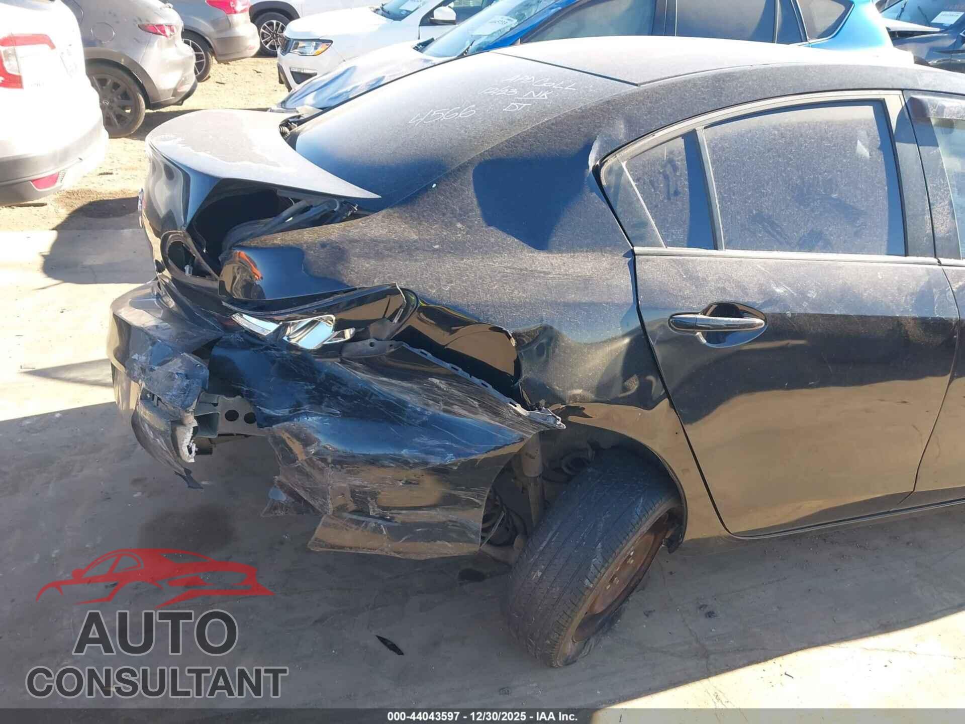 MAZDA MAZDA3 2013 - JM1BL1TF2D1764566