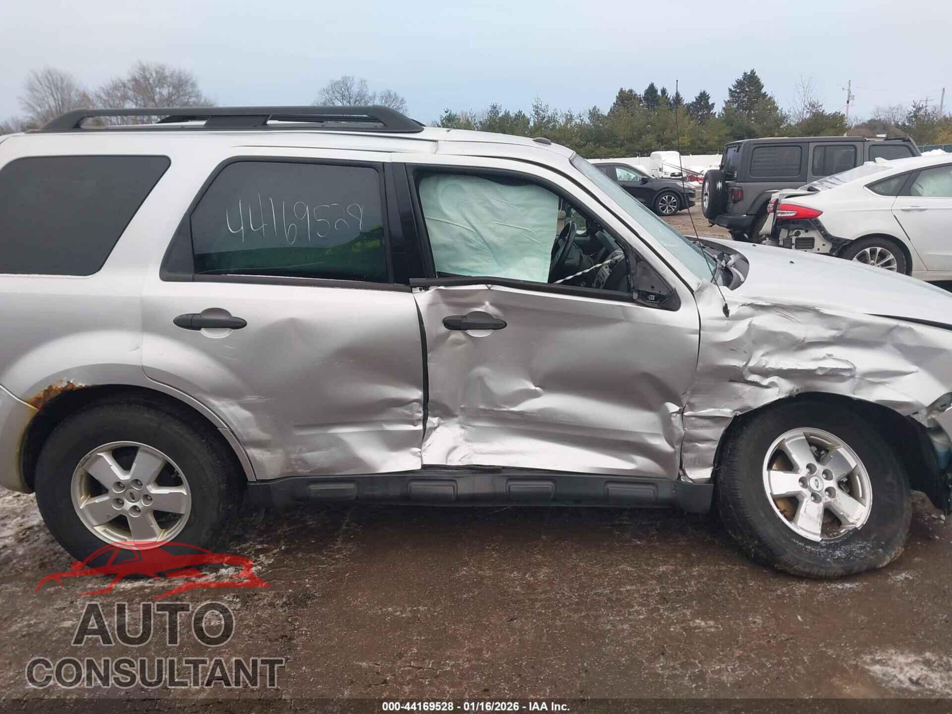 FORD ESCAPE 2011 - 1FMCU9DG6BKA61028