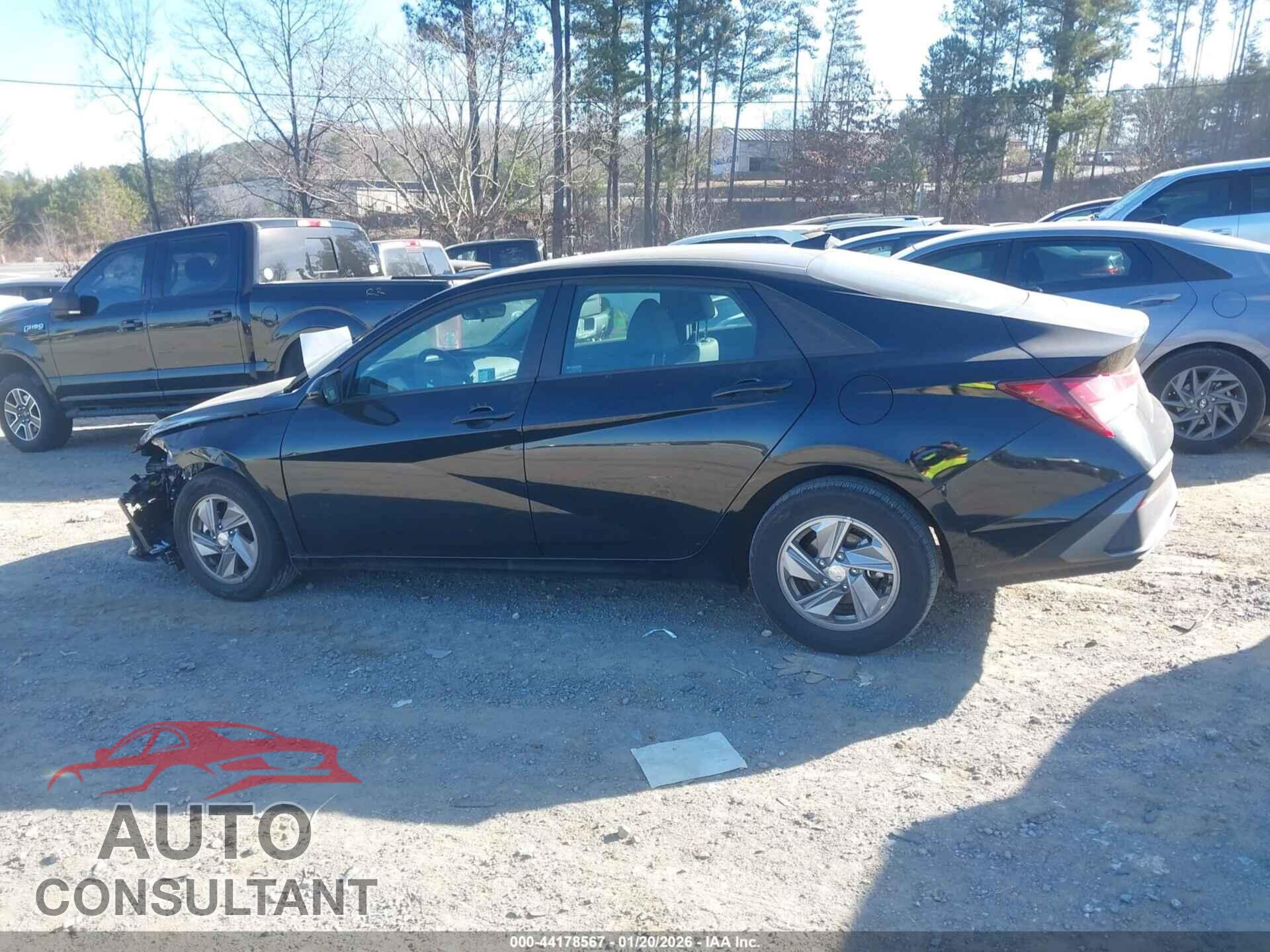 HYUNDAI ELANTRA 2025 - KMHLL4DG6SU929894