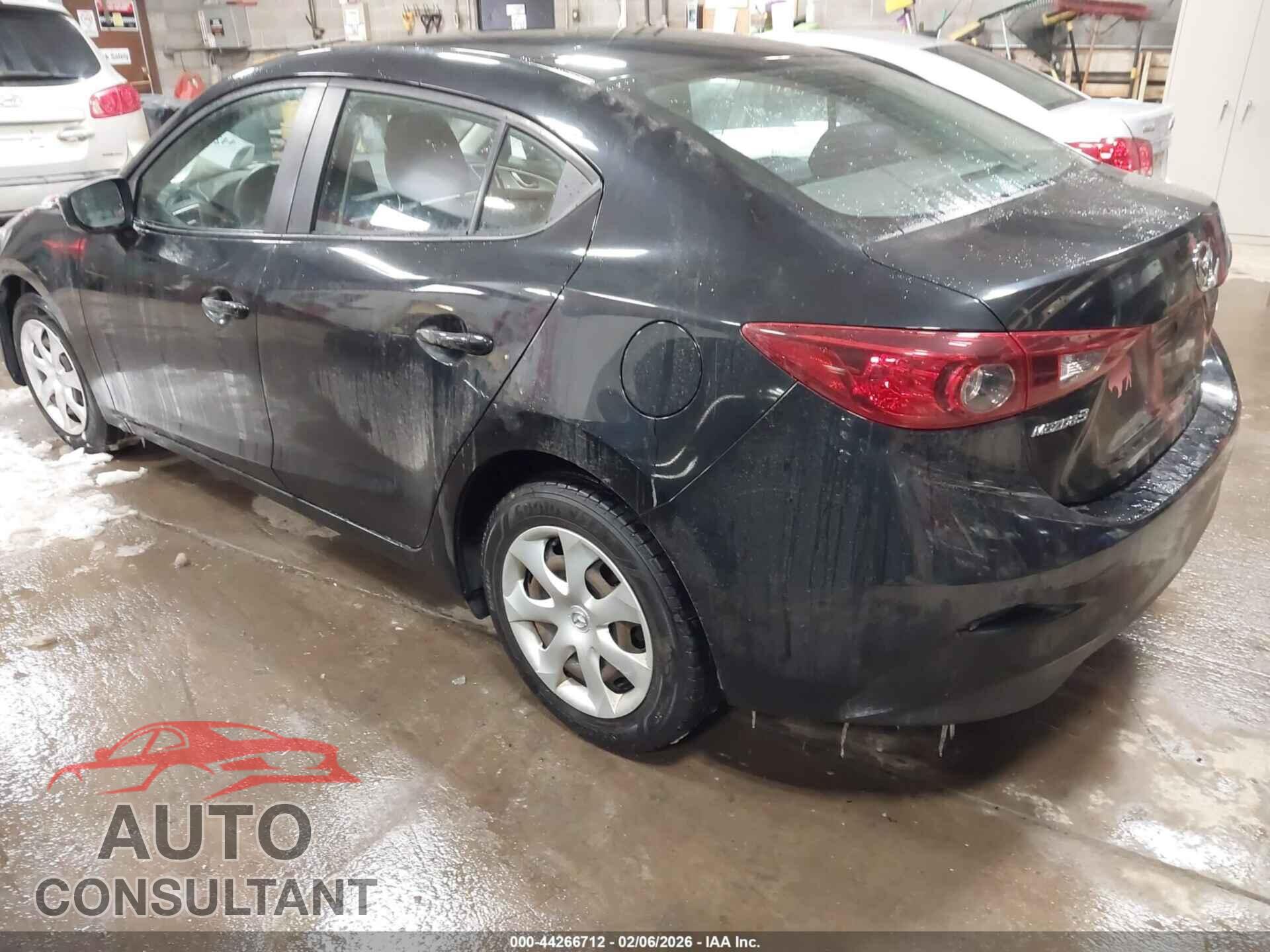 MAZDA MAZDA3 2017 - 3MZBN1U72HM139768