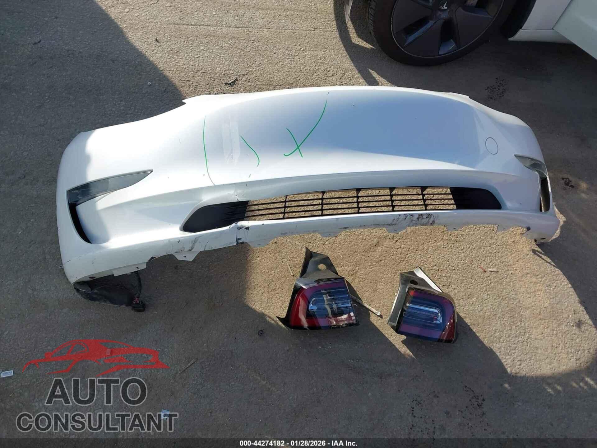 TESLA MODEL 3 2023 - 5YJ3E1EA7PF518138