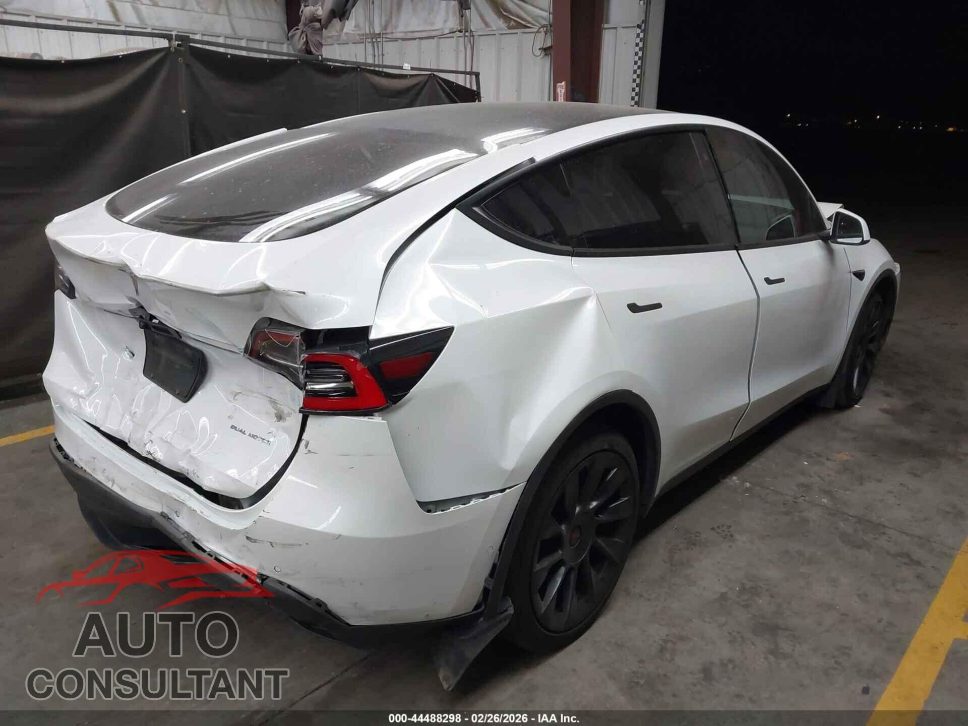 TESLA MODEL Y 2020 - 5YJYGDEEXLF055989