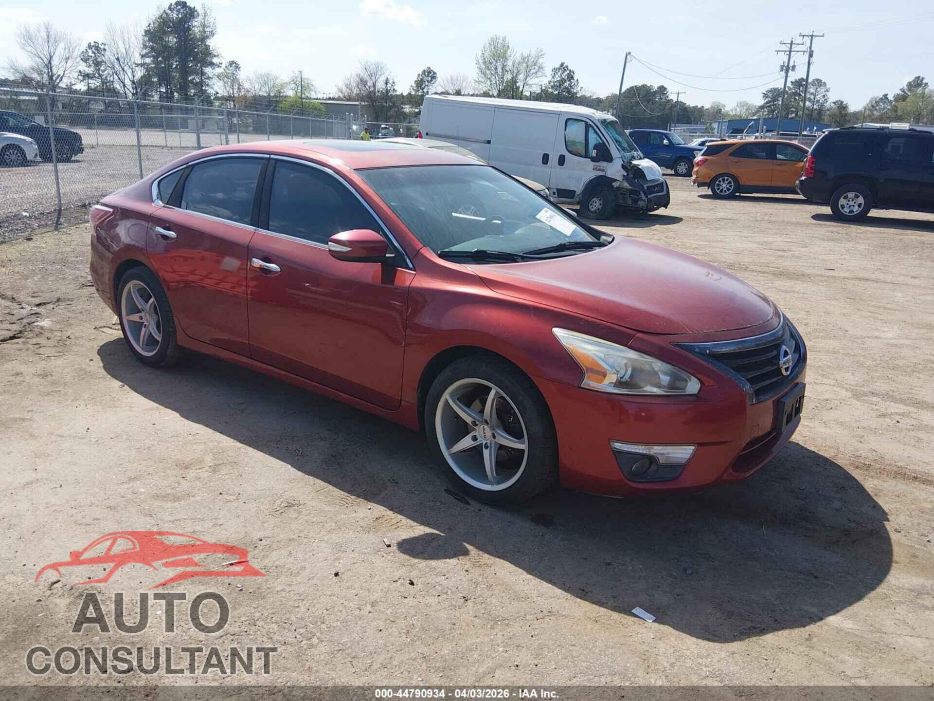 NISSAN ALTIMA 2013 - 1N4AL3AP1DN410152