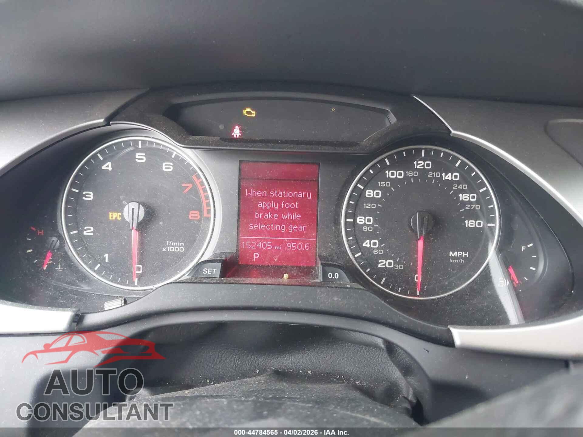AUDI A4 2011 - WAUBFAFL0BN008620