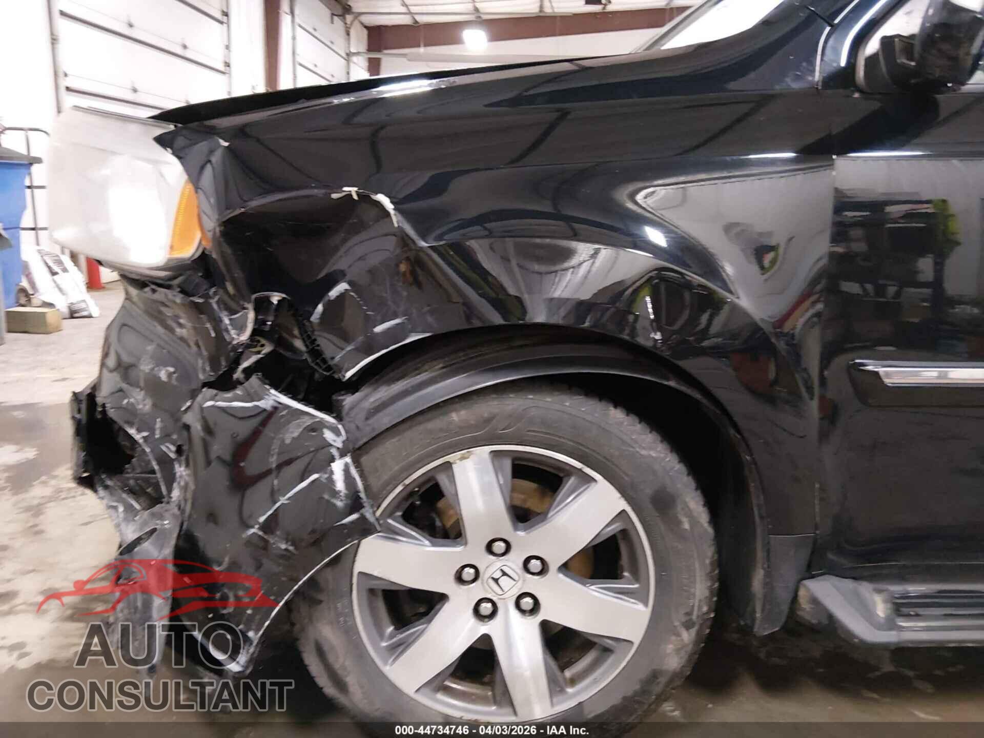 HONDA PILOT 2015 - 5FNYF4H96FB009498