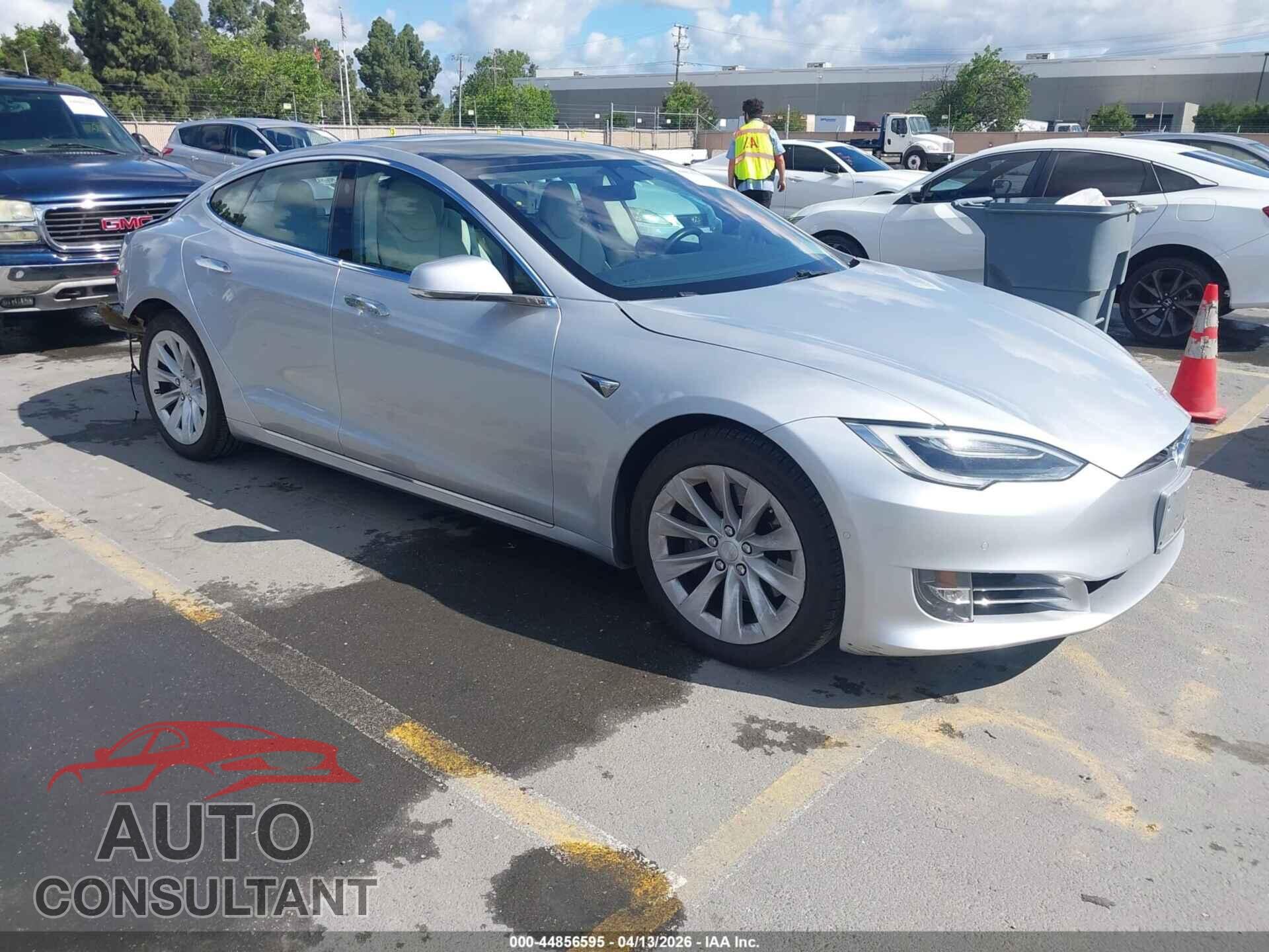 TESLA MODEL S 2017 - 5YJSA1E15HF217652