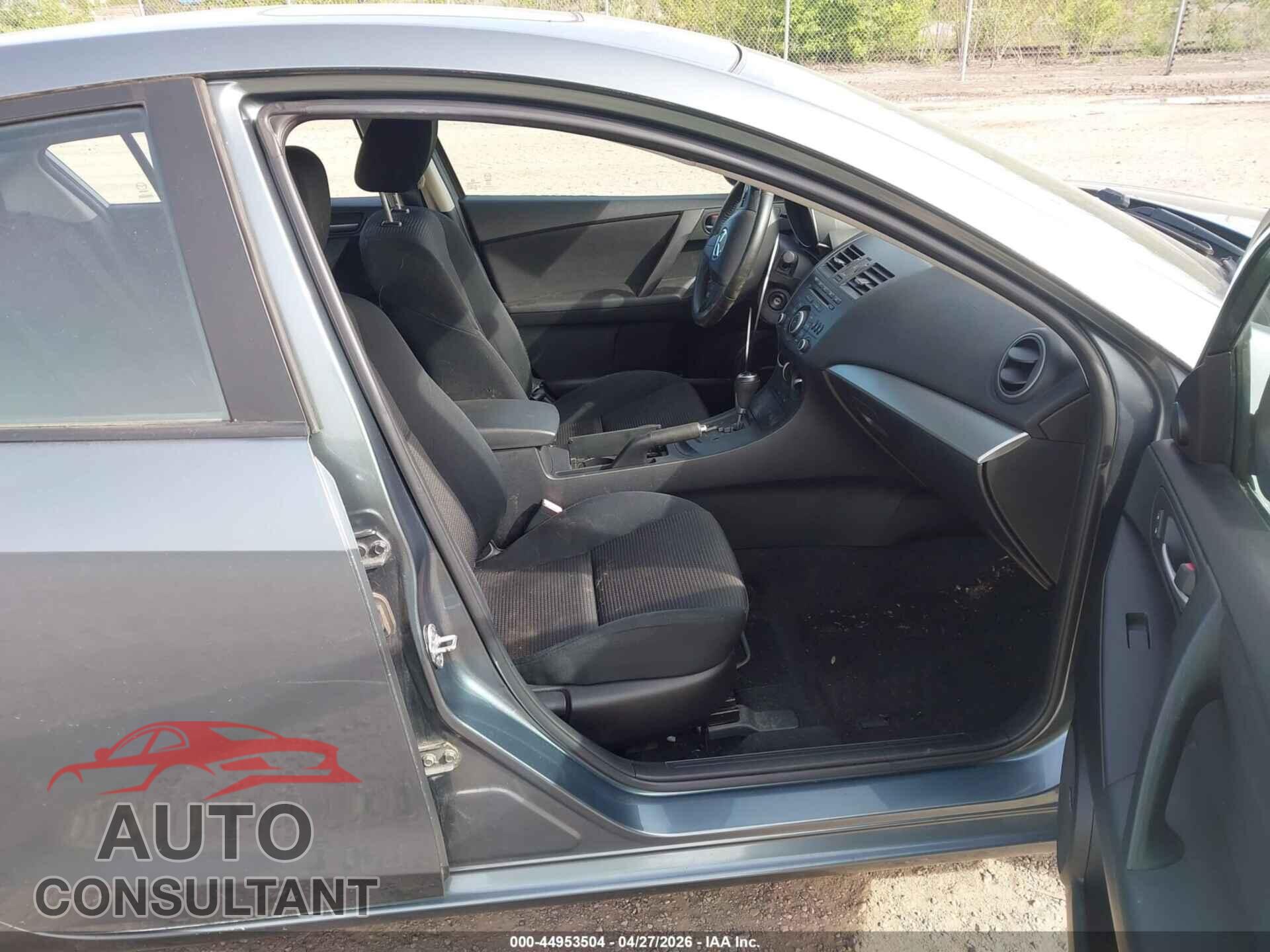 MAZDA MAZDA3 2012 - JM1BL1V85C1694509