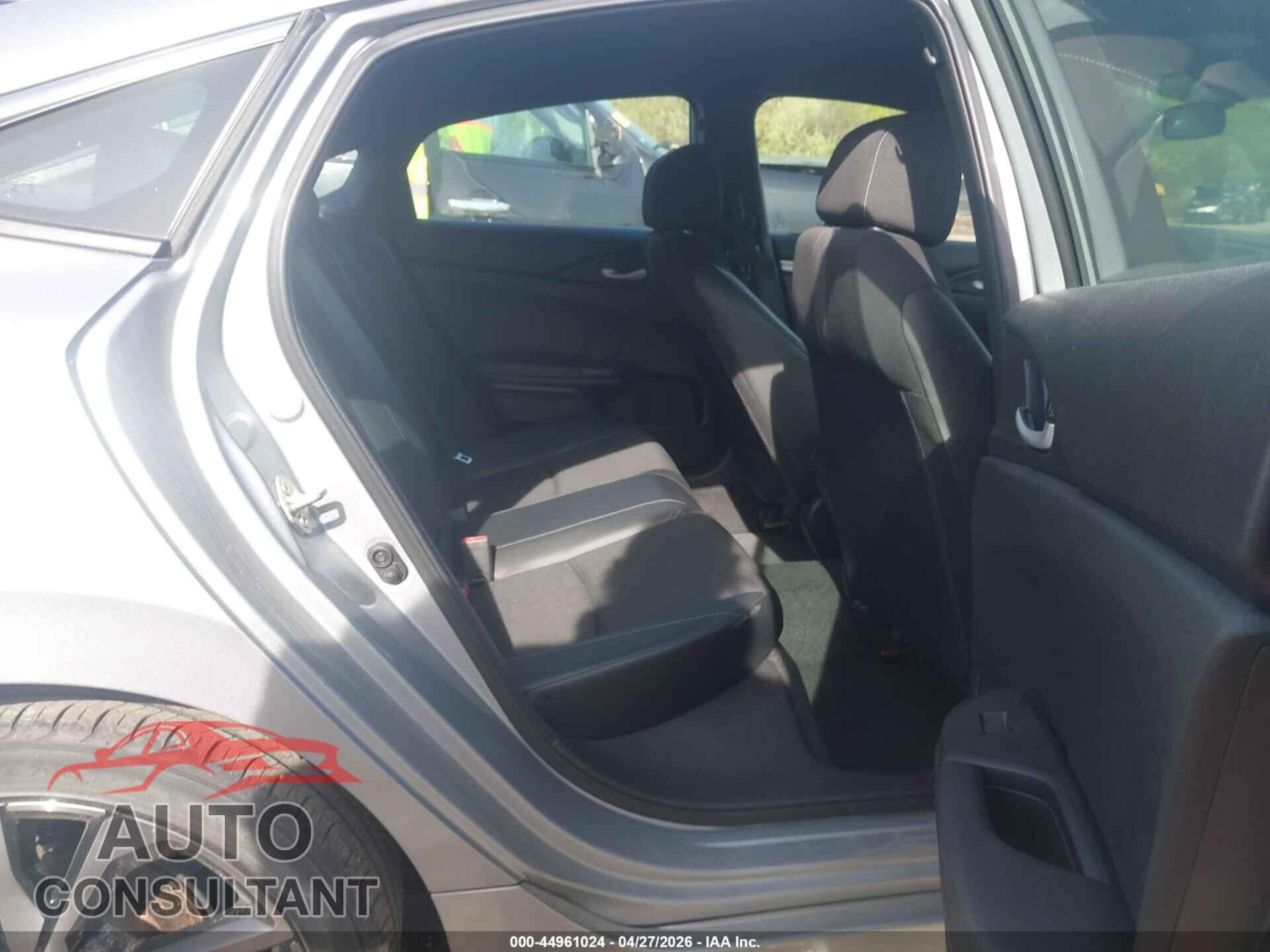 HONDA CIVIC 2019 - 2HGFC2F88KH585131