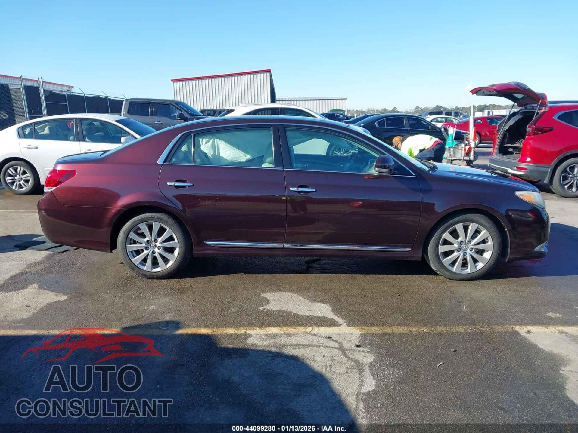 TOYOTA AVALON 2011 - 4T1BK3DB6BU431269
