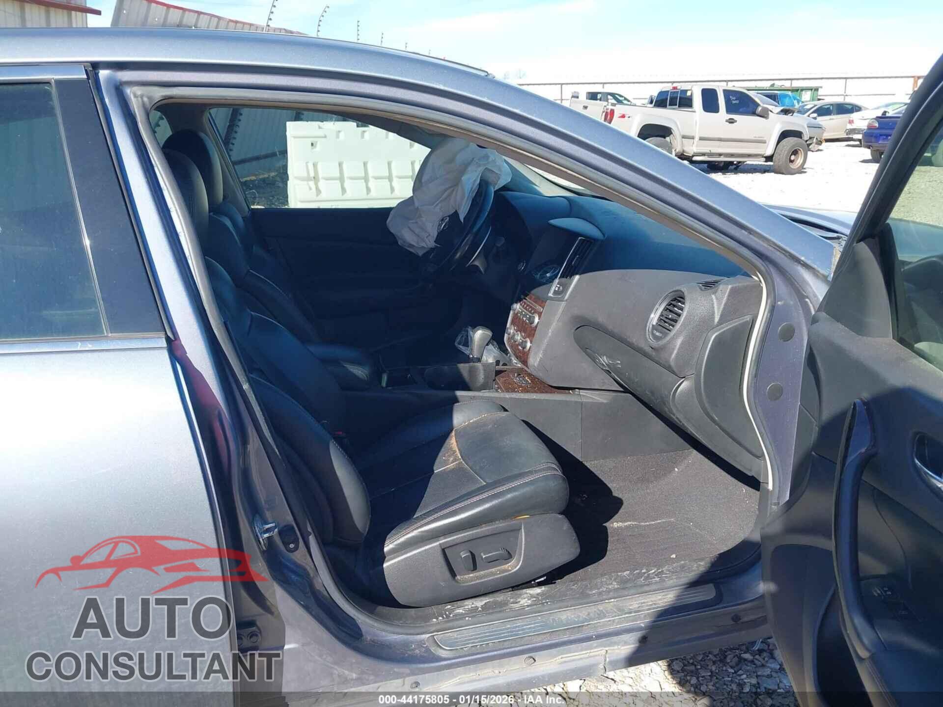NISSAN MAXIMA 2011 - 1N4AA5AP4BC829381