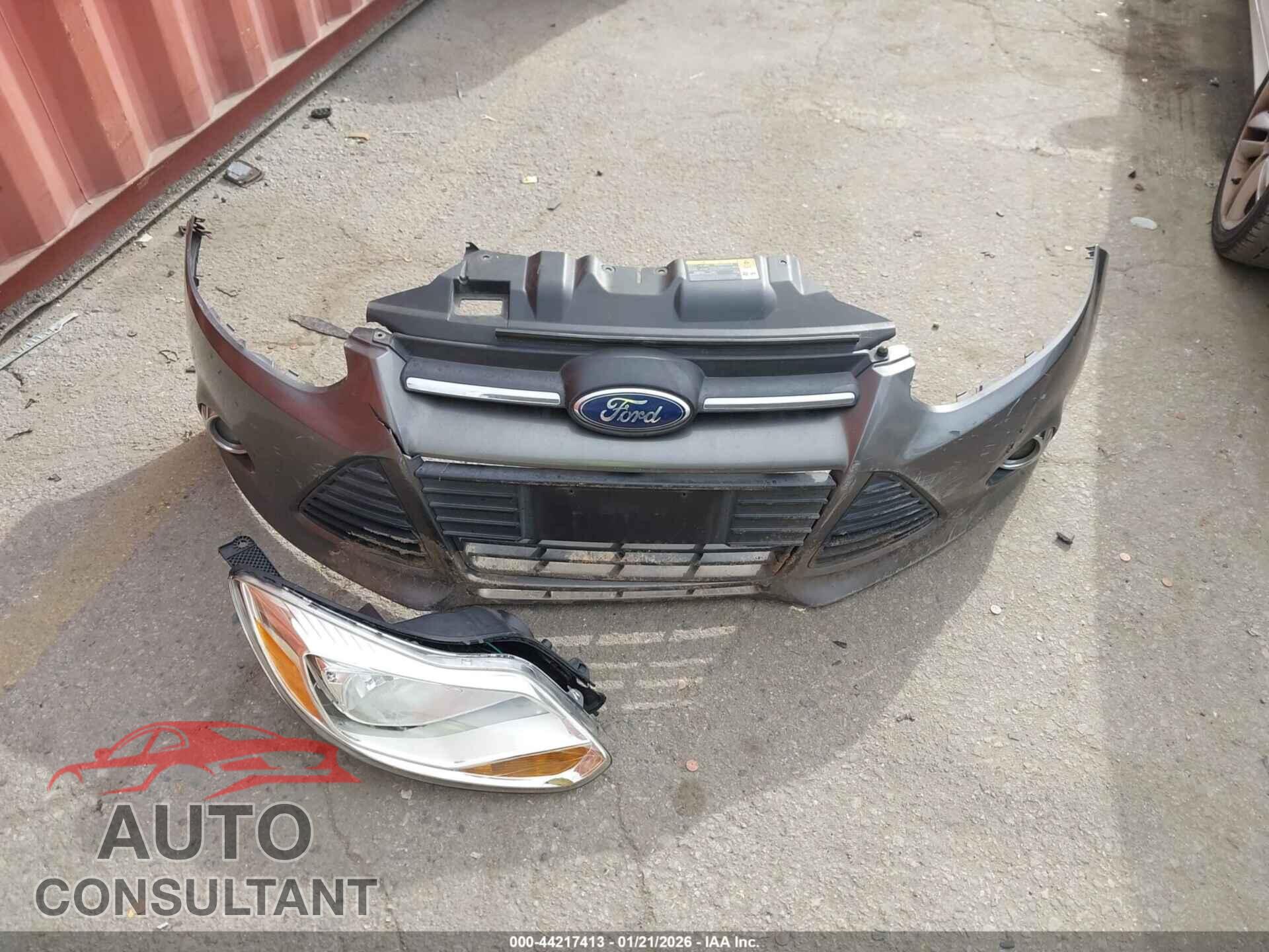 FORD FOCUS 2013 - 1FADP3F2XDL107736