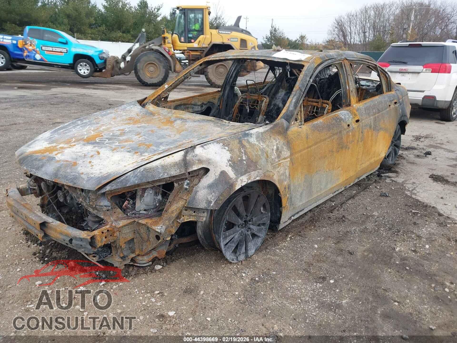 HONDA ACCORD 2012 - 1HGCP3F83CA037745