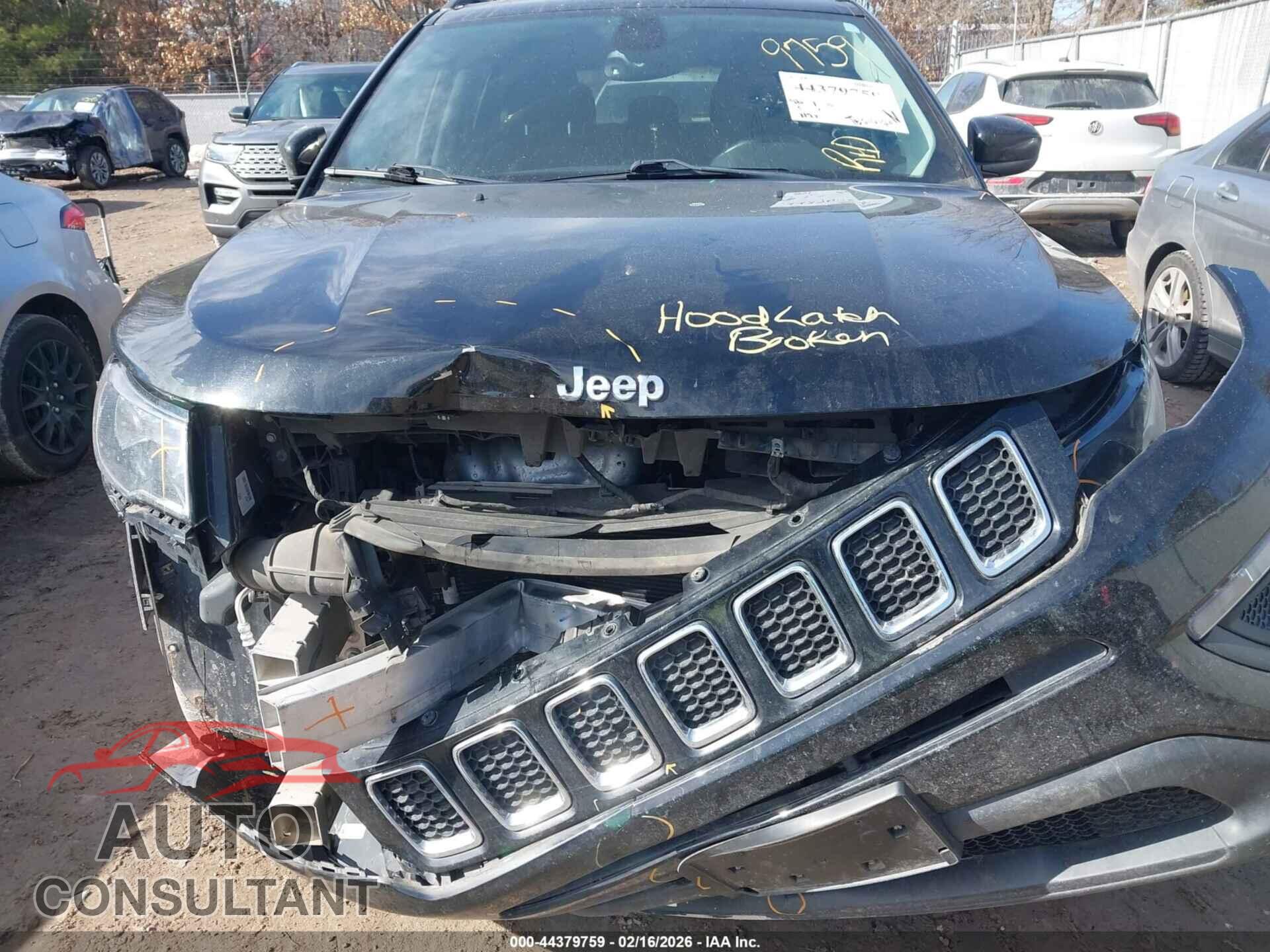 JEEP COMPASS 2018 - 3C4NJDBB5JT357185