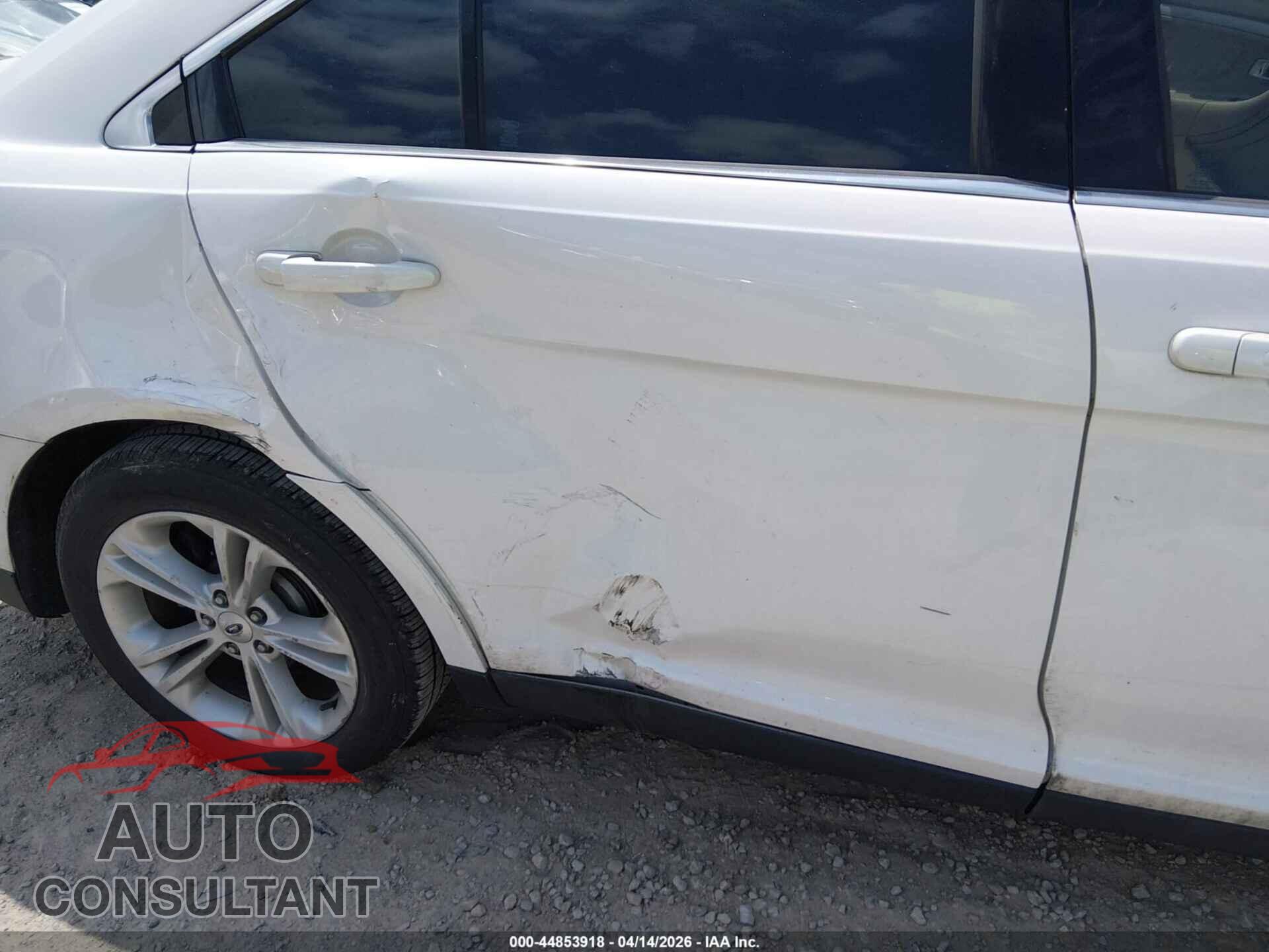 FORD TAURUS 2016 - 1FAHP2E87GG143849