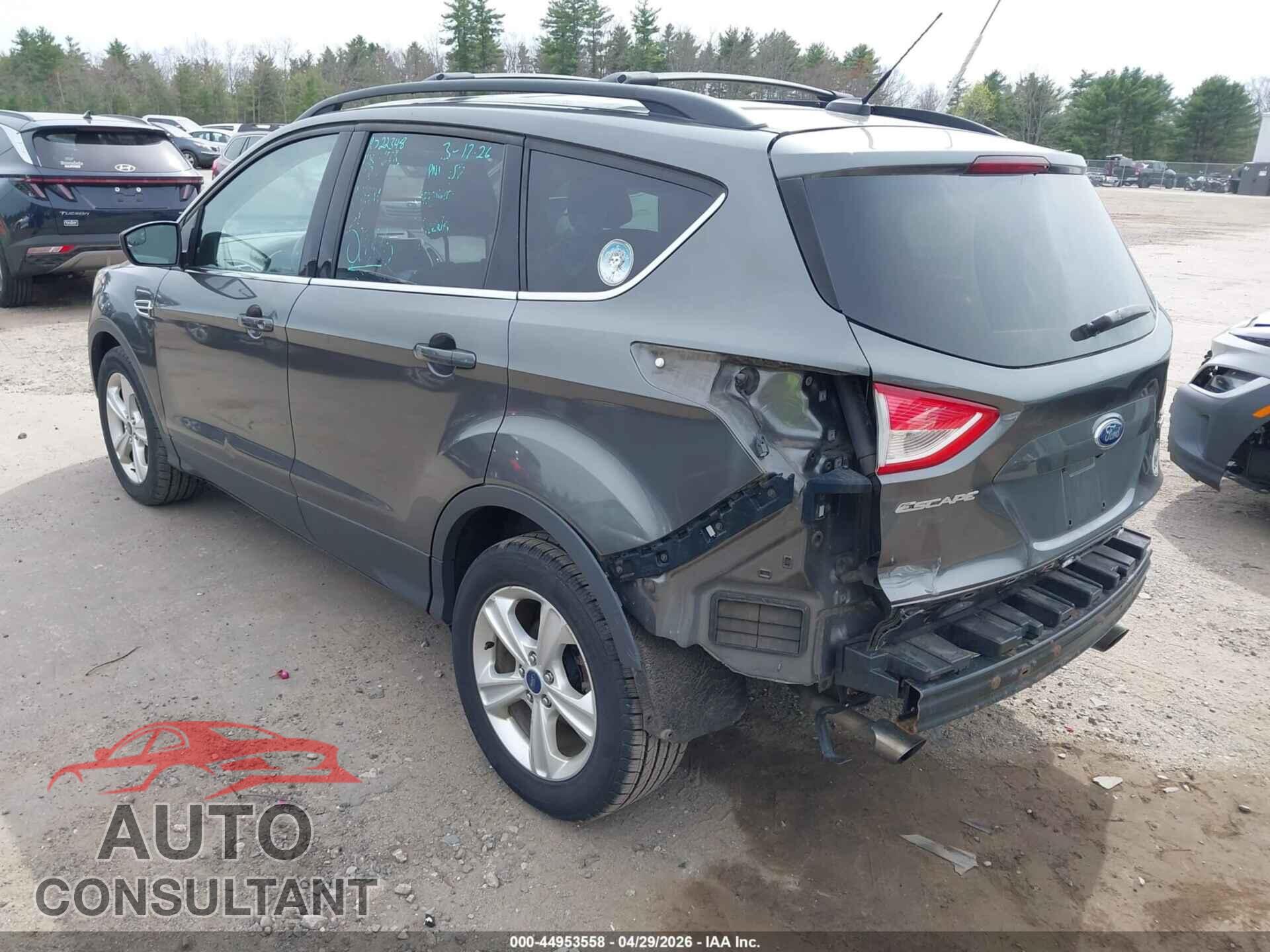 FORD ESCAPE 2015 - 1FMCU9G99FUC18543