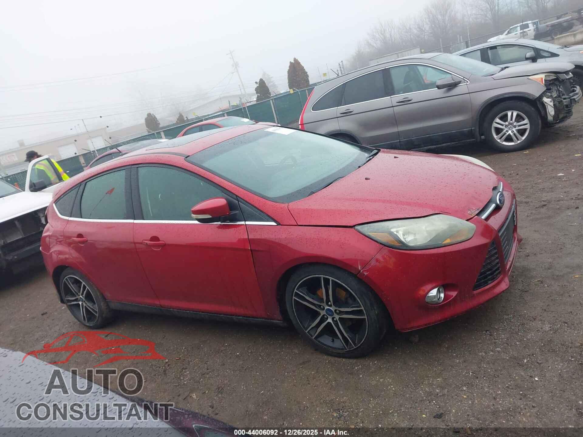 FORD FOCUS 2012 - 1FAHP3N23CL214919