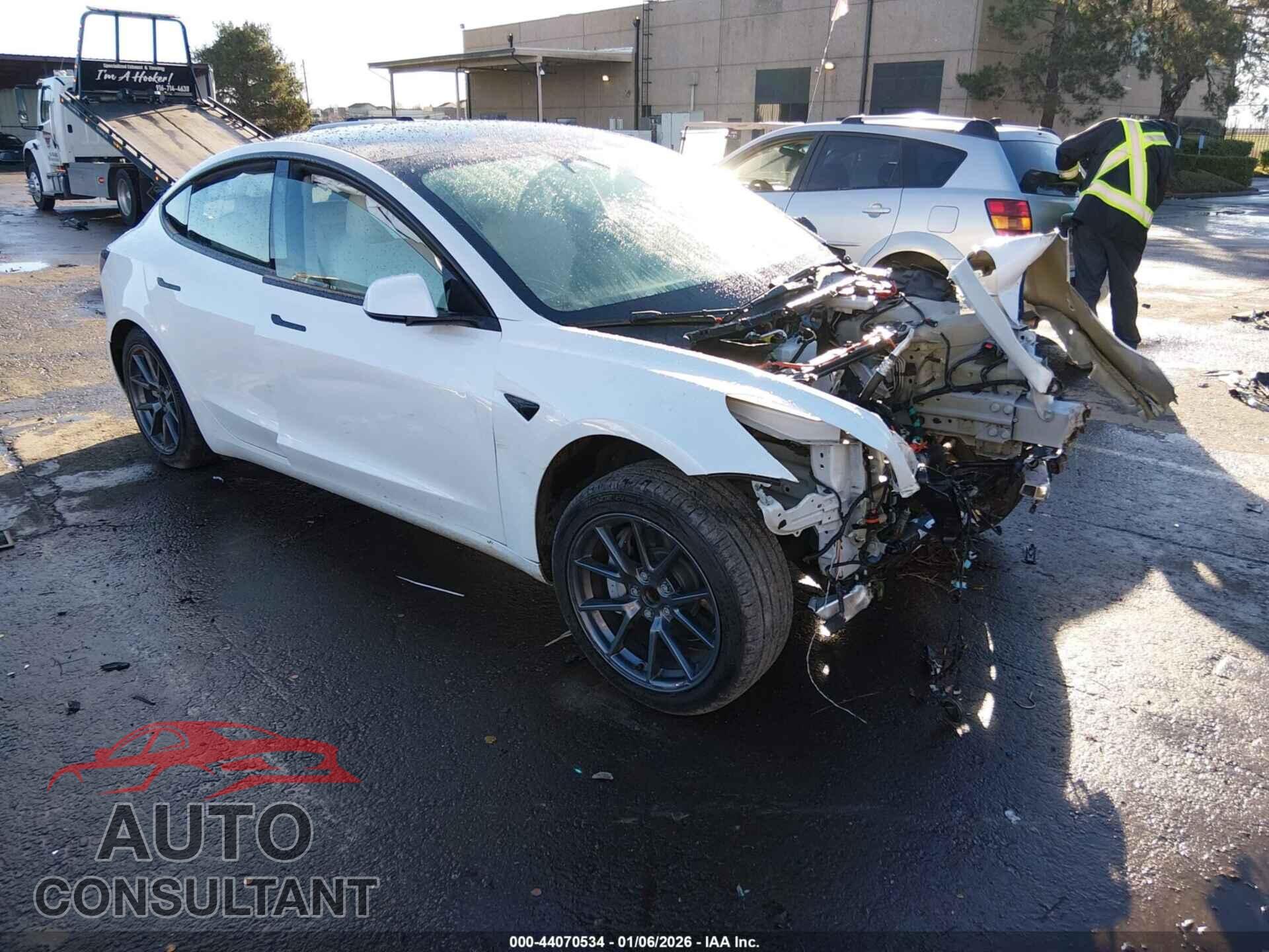 TESLA MODEL 3 2023 - 5YJ3E1EA4PF546480