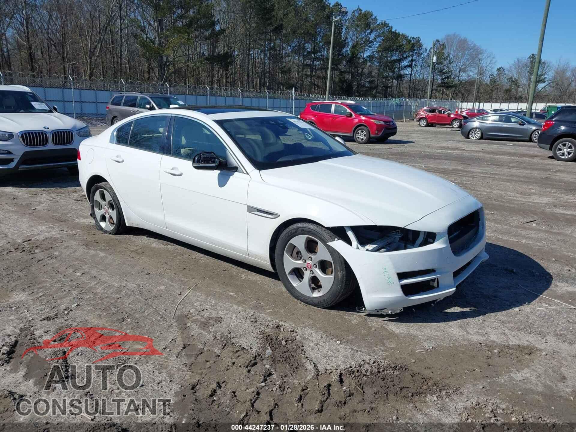 JAGUAR XE 2018 - SAJAR4FX7JCP26946