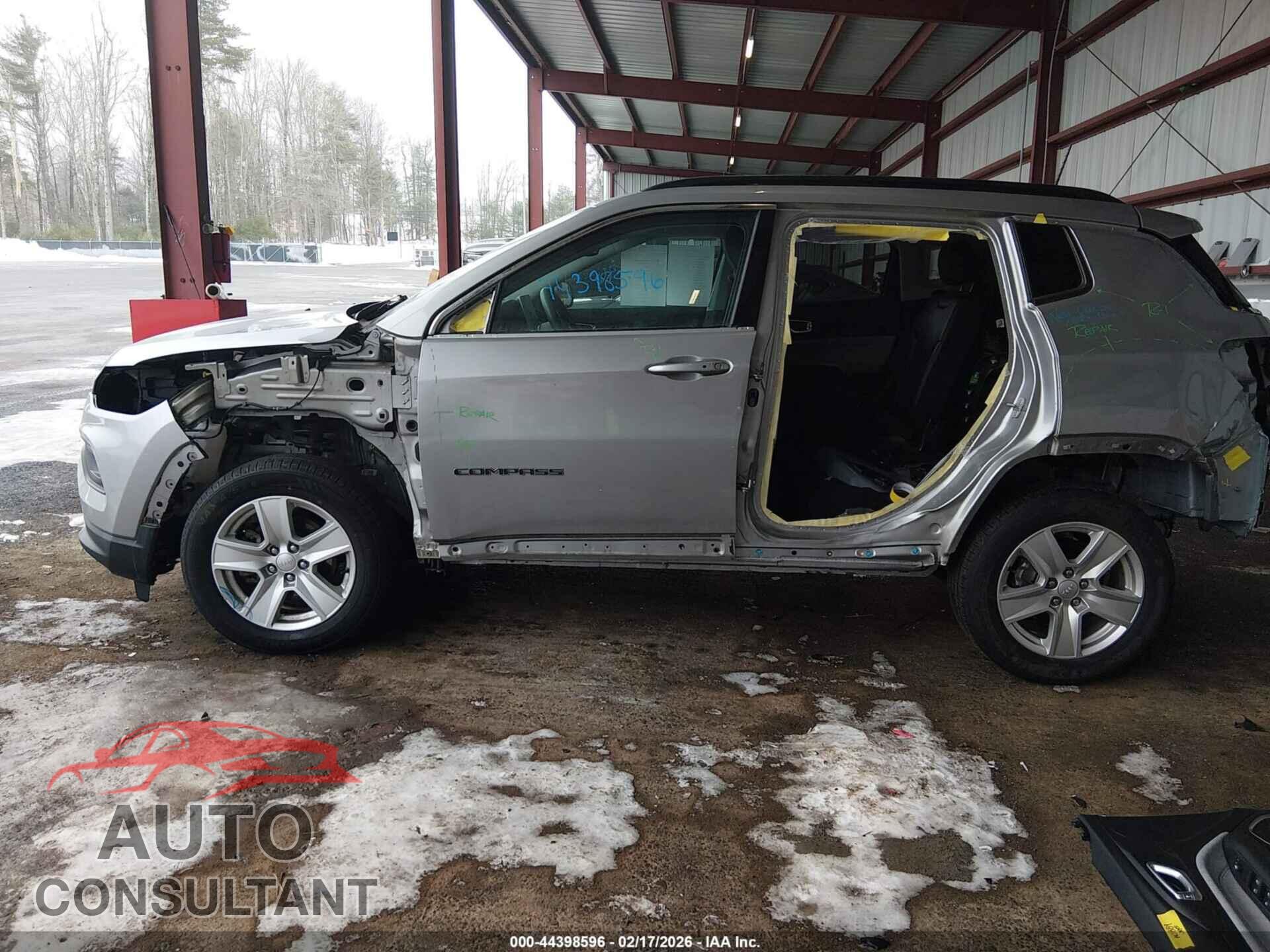 JEEP COMPASS 2022 - 3C4NJDBBXNT110489