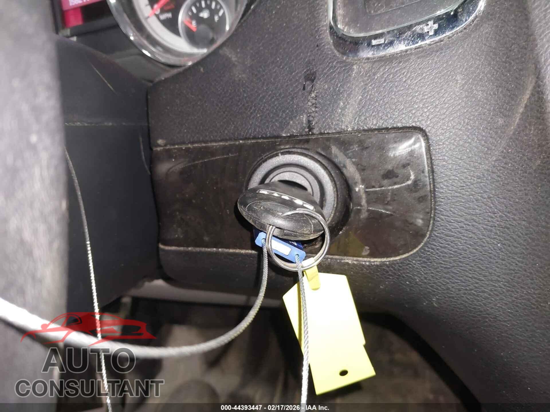 DODGE GRAND CARAVAN 2013 - 2C4RDGCG2DR685840