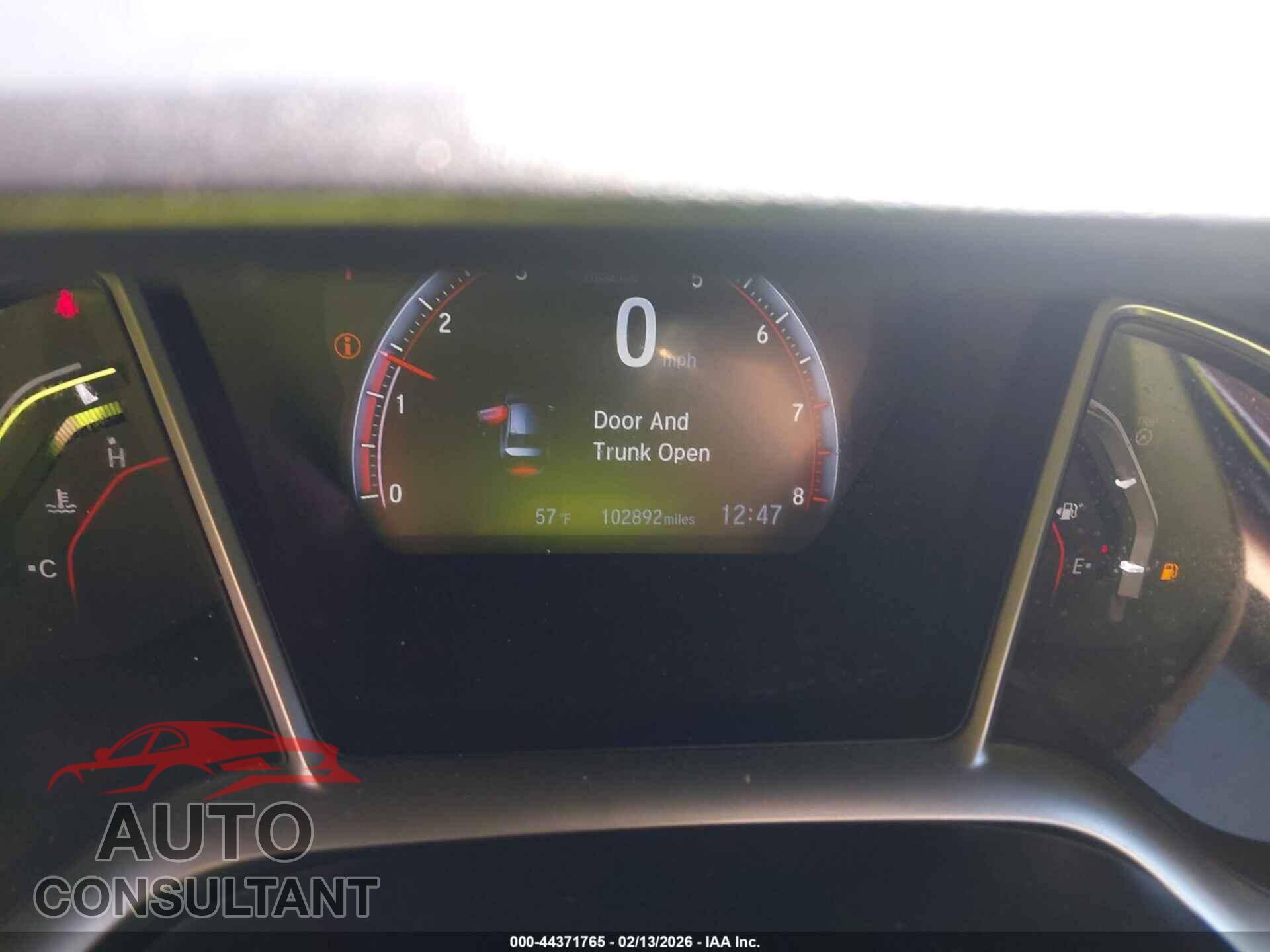 HONDA CIVIC 2019 - 2HGFC2F86KH508161