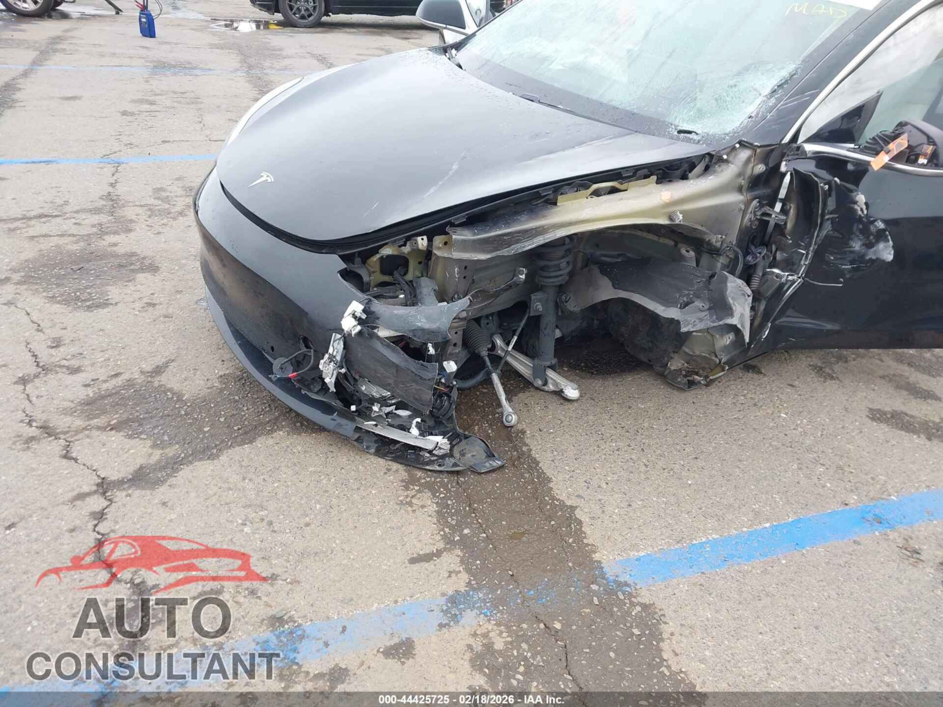TESLA MODEL 3 2019 - 5YJ3E1EA6KF444896