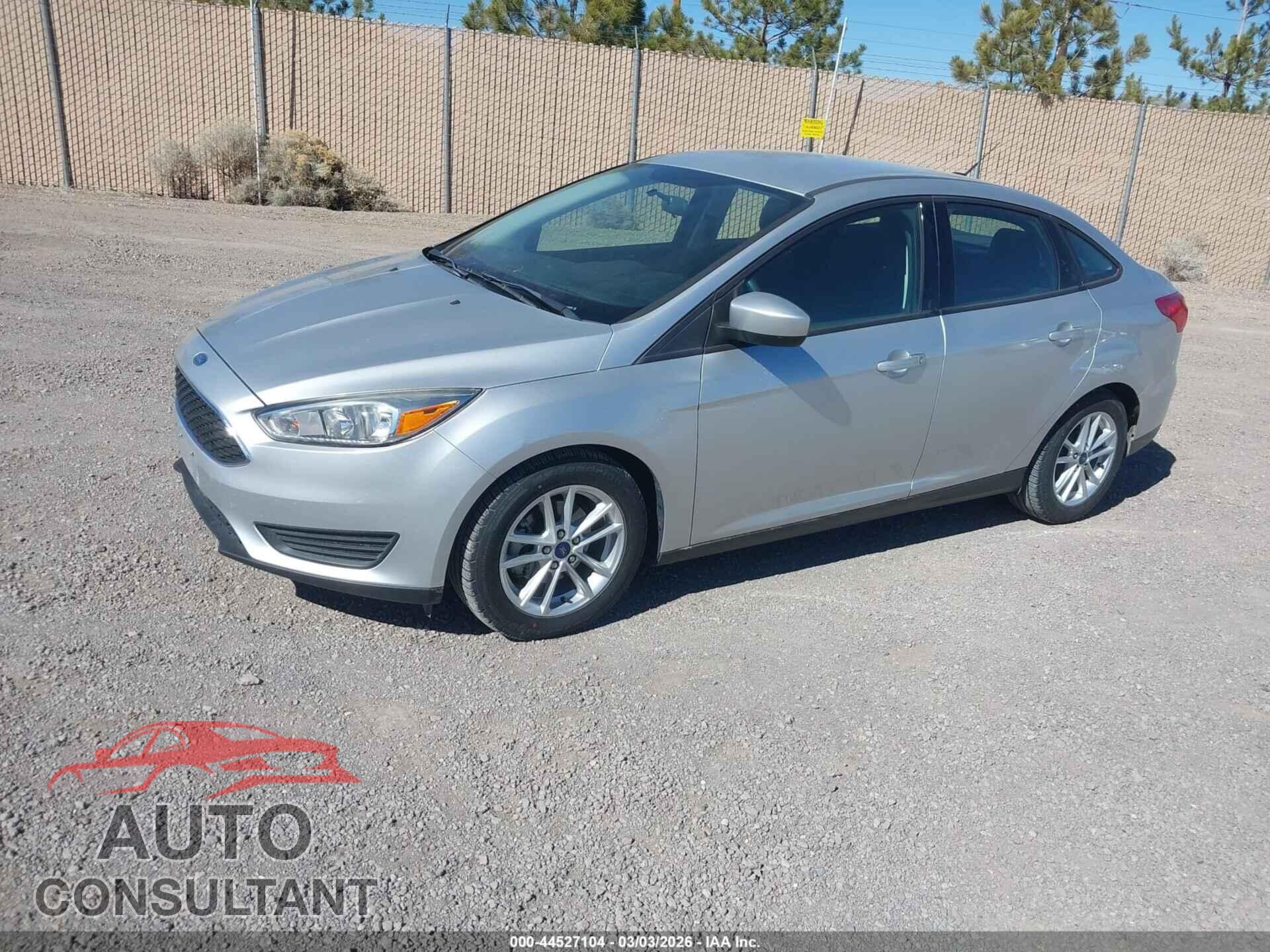 FORD FOCUS 2018 - 1FADP3F21JL327262