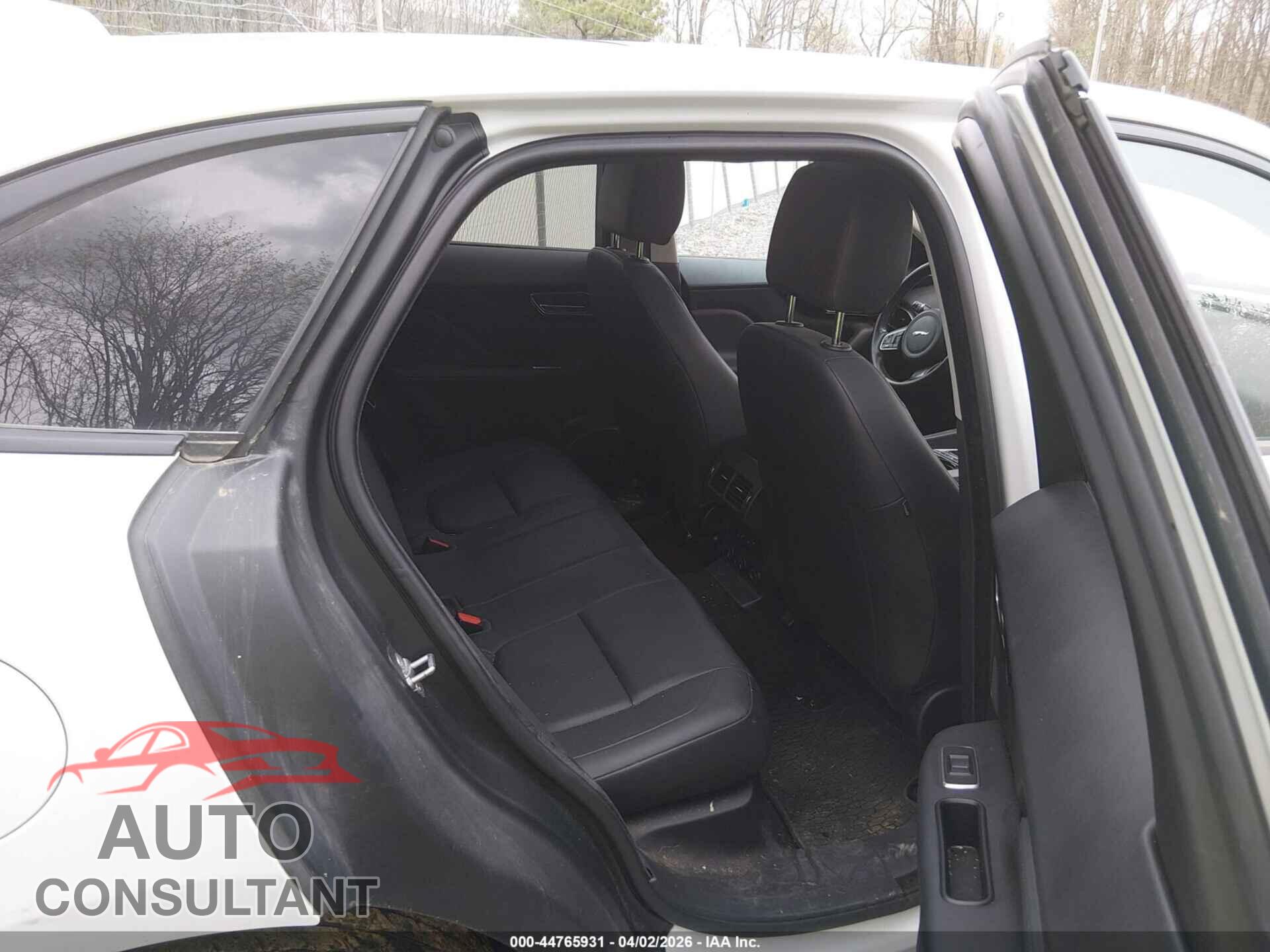 JAGUAR F-PACE 2017 - SADCJ2BN1HA086718