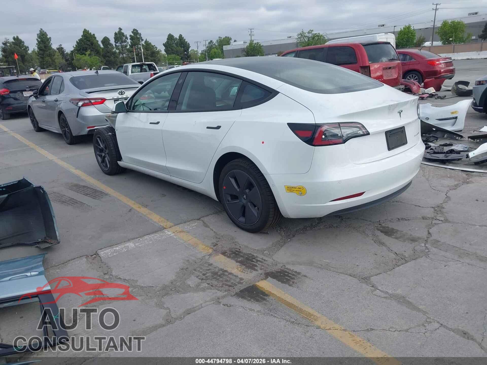 TESLA MODEL 3 2022 - 5YJ3E1EB8NF361757