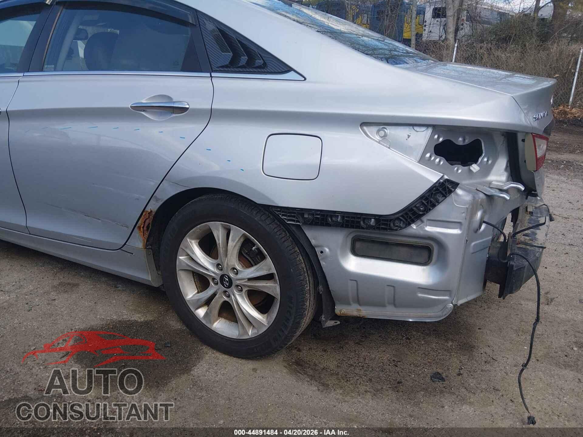 HYUNDAI SONATA 2011 - 5NPEC4AC2BH080906