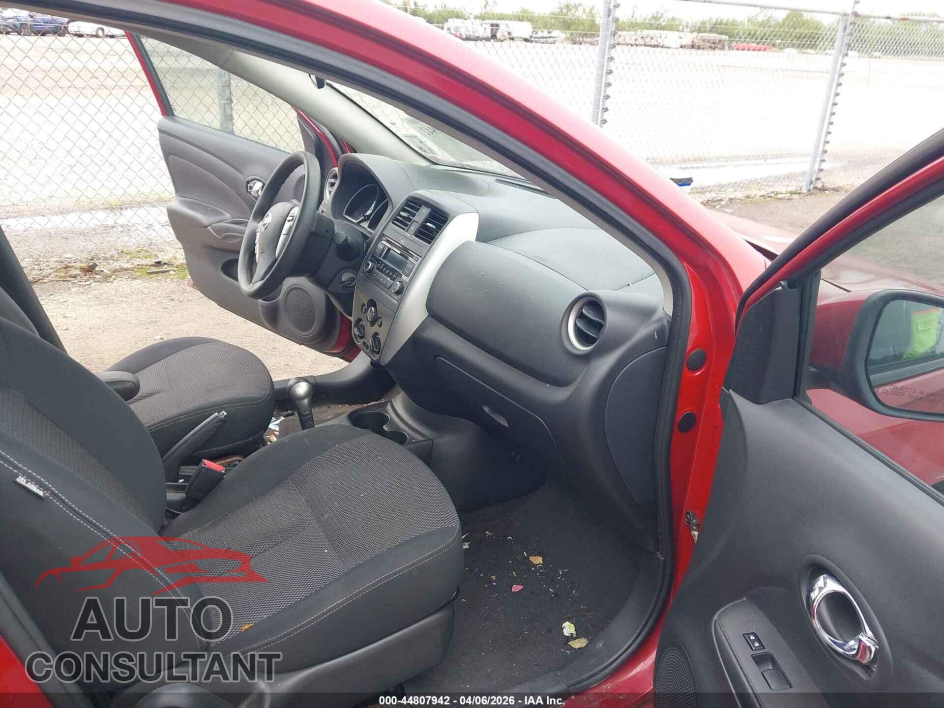 NISSAN VERSA 2015 - 3N1CN7AP9FL873019