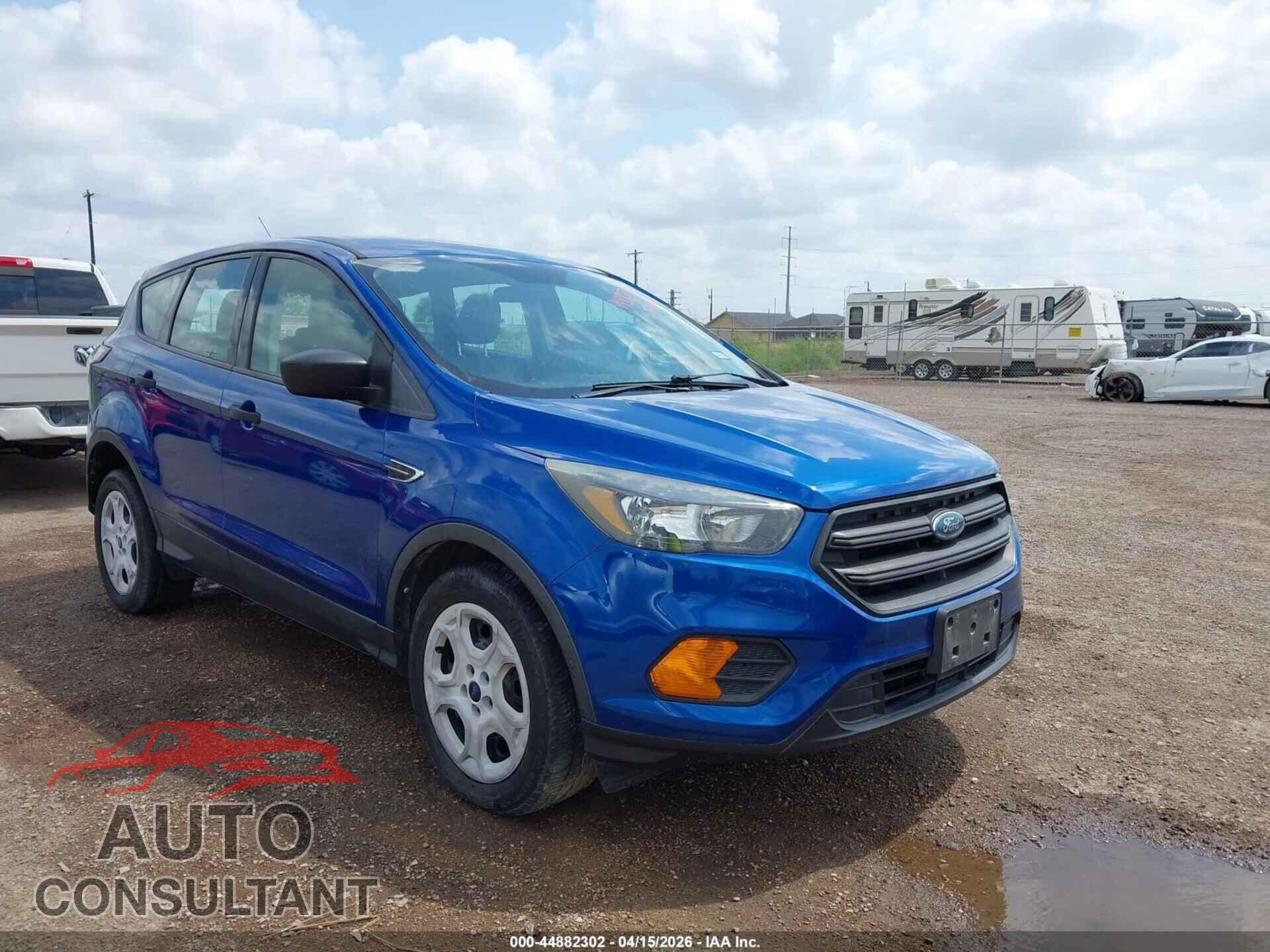 FORD ESCAPE 2018 - 1FMCU0F71JUC40105