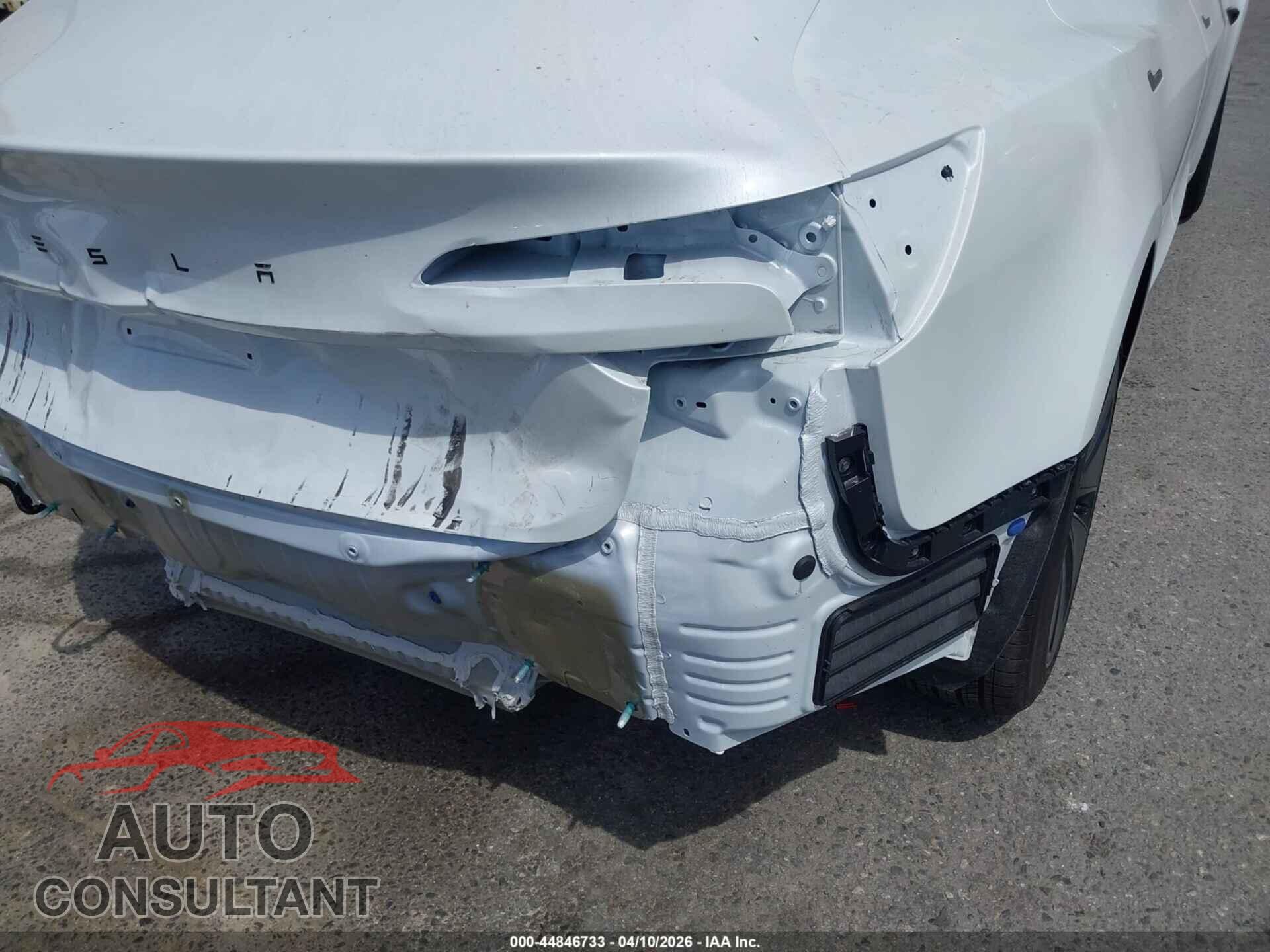 TESLA MODEL 3 2026 - 5YJ3E1EA2TF150011