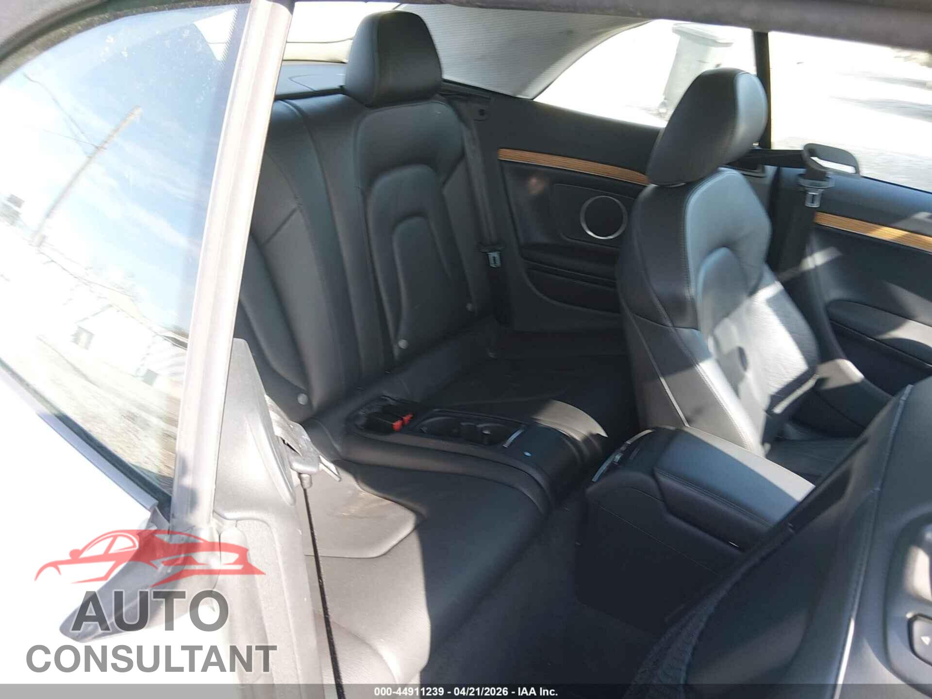 AUDI A5 2013 - WAUJFAFH9DN007198