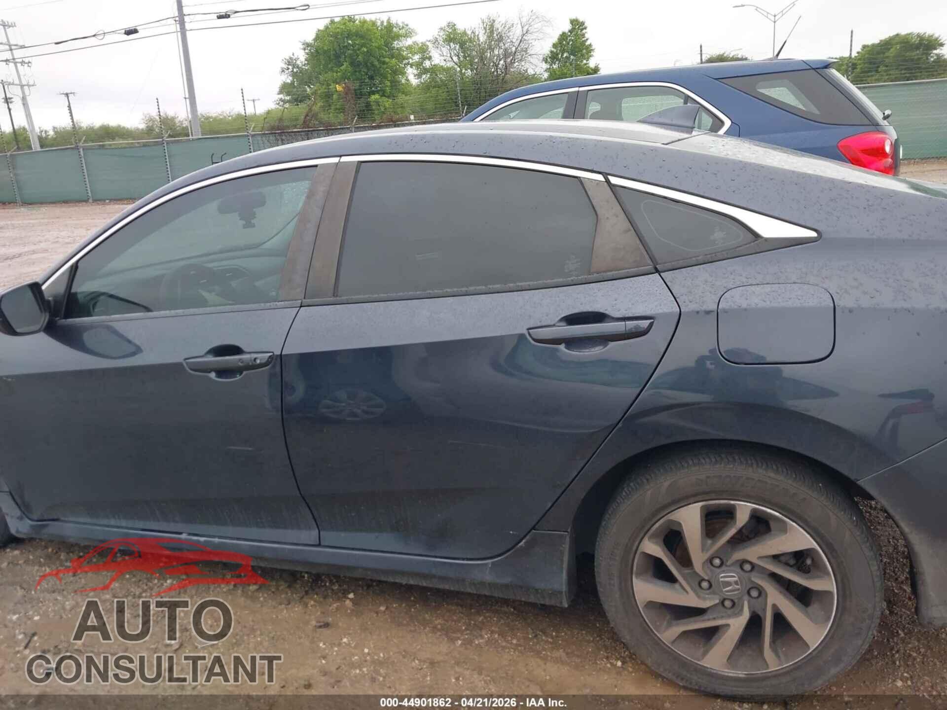 HONDA CIVIC 2017 - 19XFC2F70HE080002