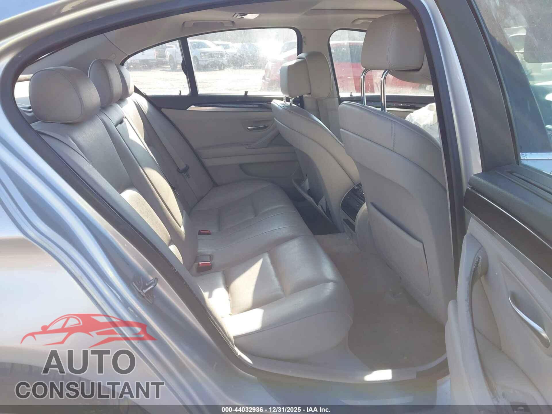 BMW 535I 2011 - WBAFU7C50BC777680