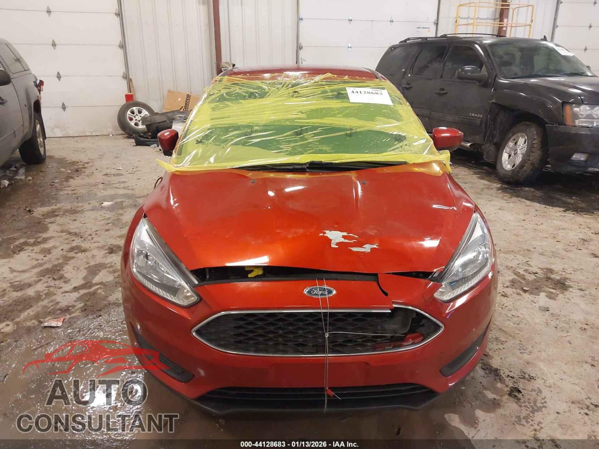 FORD FOCUS 2018 - 1FADP3F29JL249152