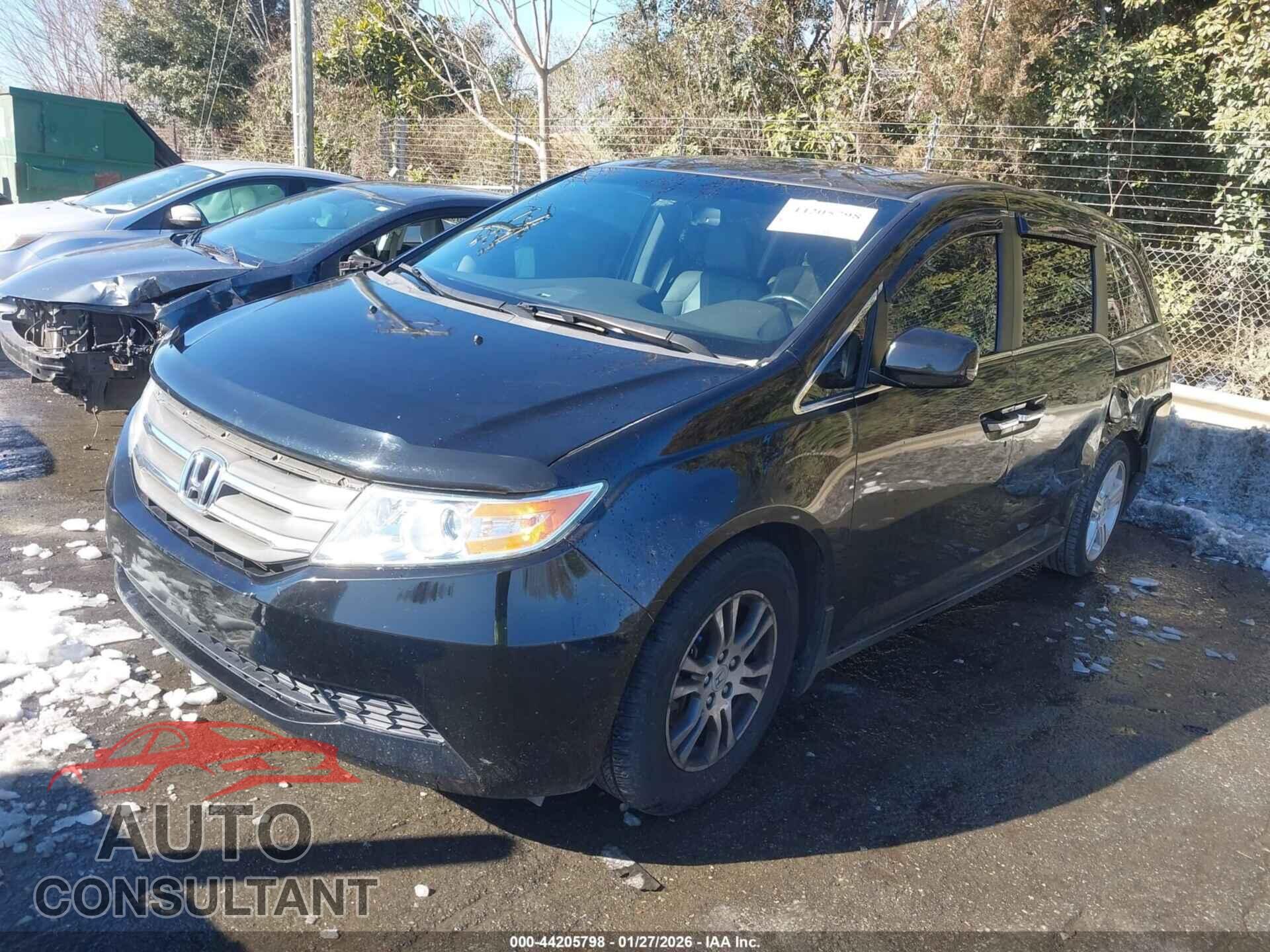 HONDA ODYSSEY 2011 - 5FNRL5H60BB012657