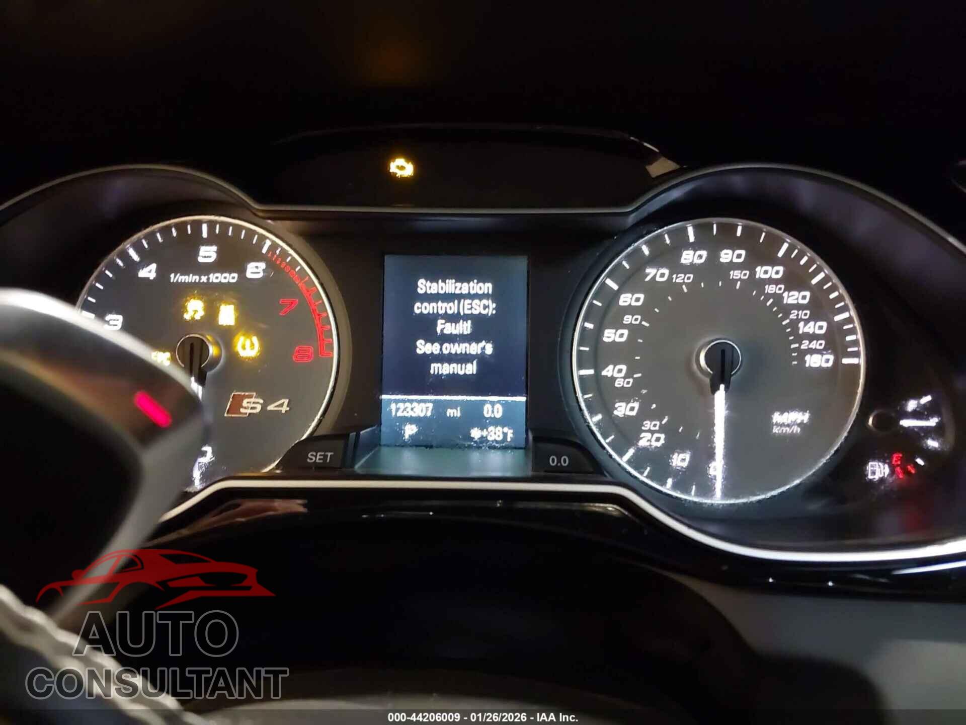 AUDI S4 2014 - WAUBGAFLXEA161885