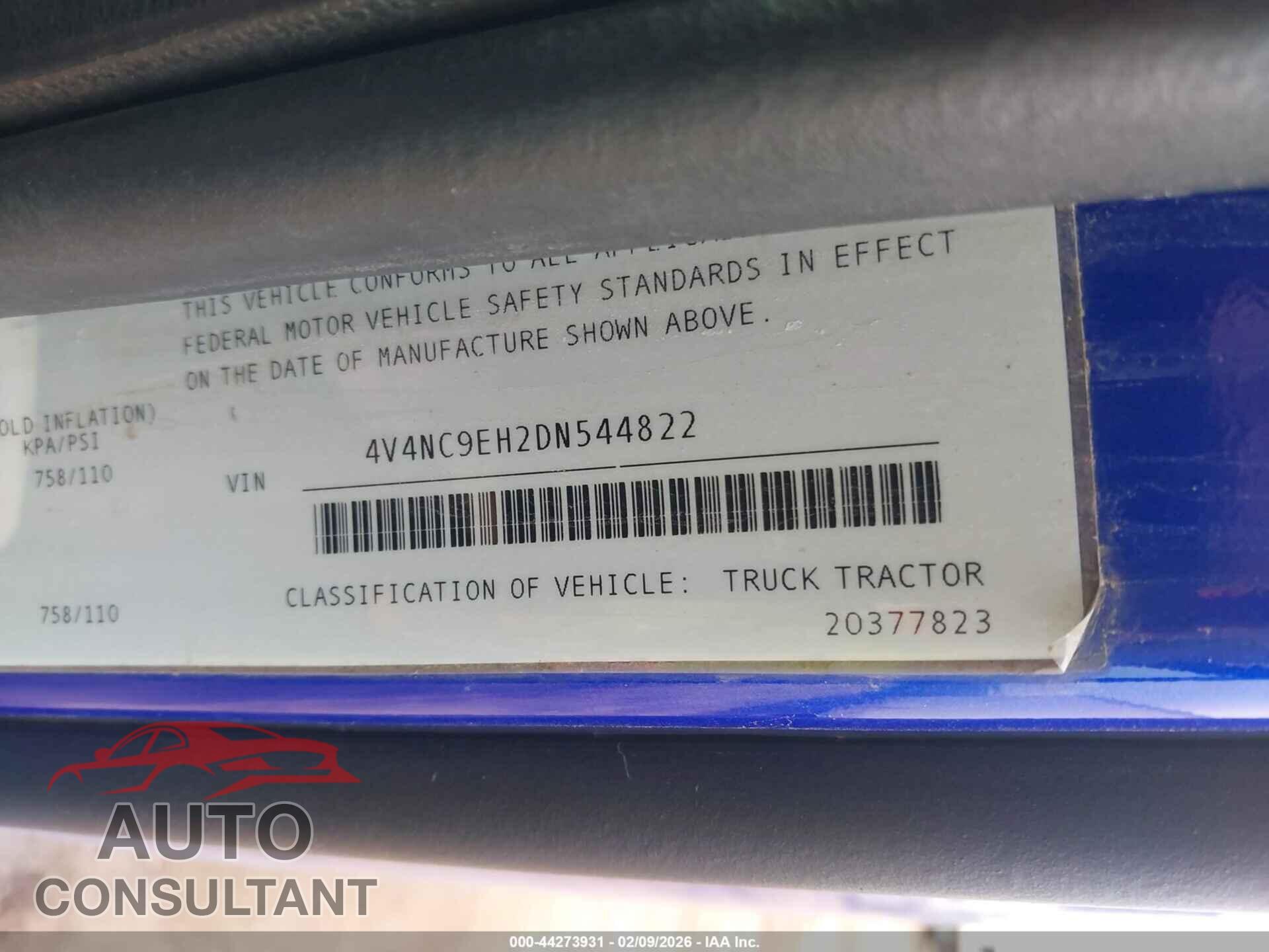 VOLVO VN 2013 - 4V4NC9EH2DN544822