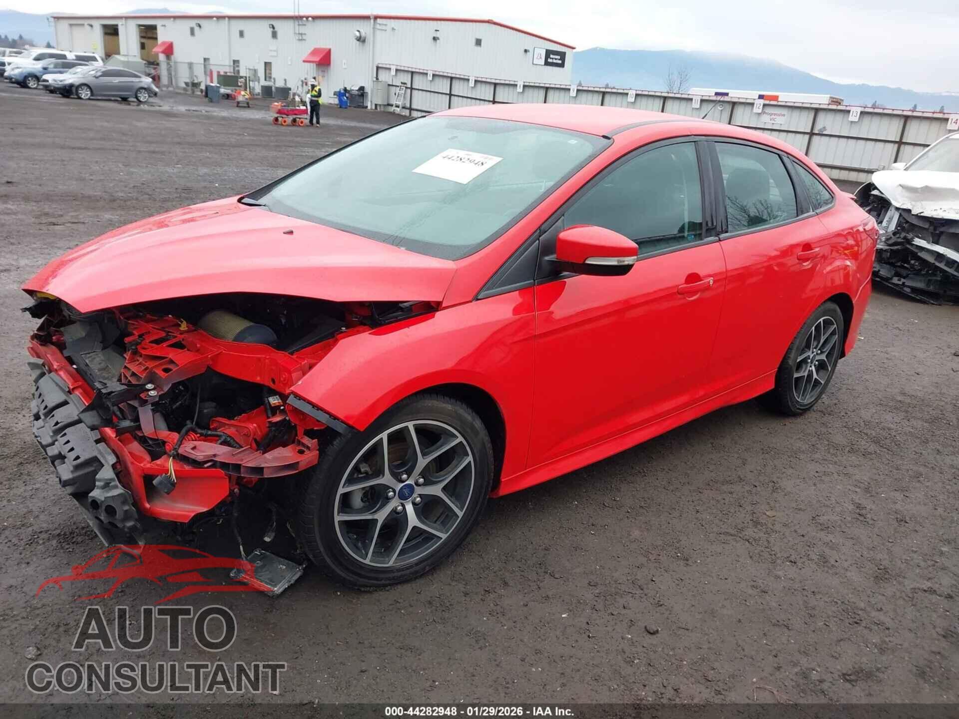 FORD FOCUS 2016 - 1FADP3F26GL263261