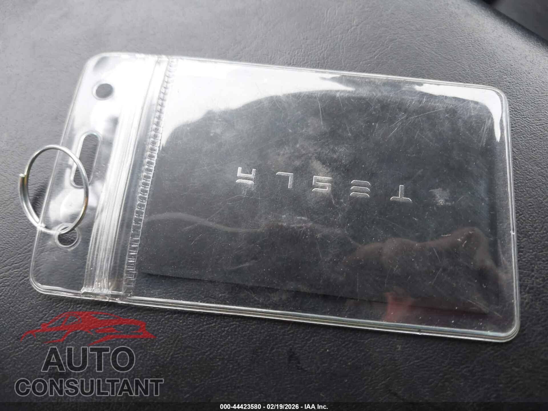 TESLA MODEL 3 2018 - 5YJ3E1EA4JF123647